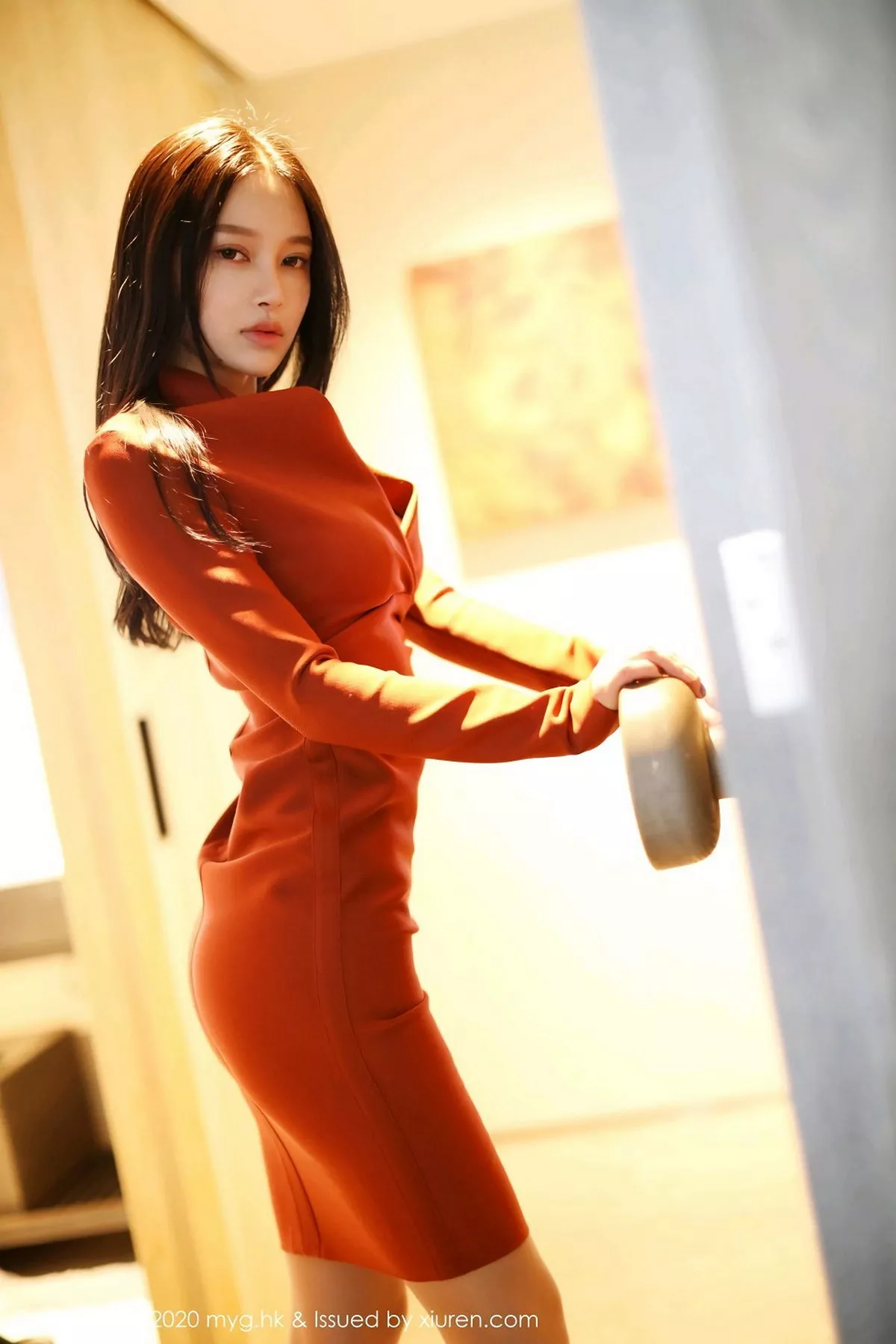 秀人集.com_[MyGirl美媛馆]Vol.458_嫩模唐琪儿私房红色长裙OL风格主题肉丝裤袜秀美腿诱惑写真70P