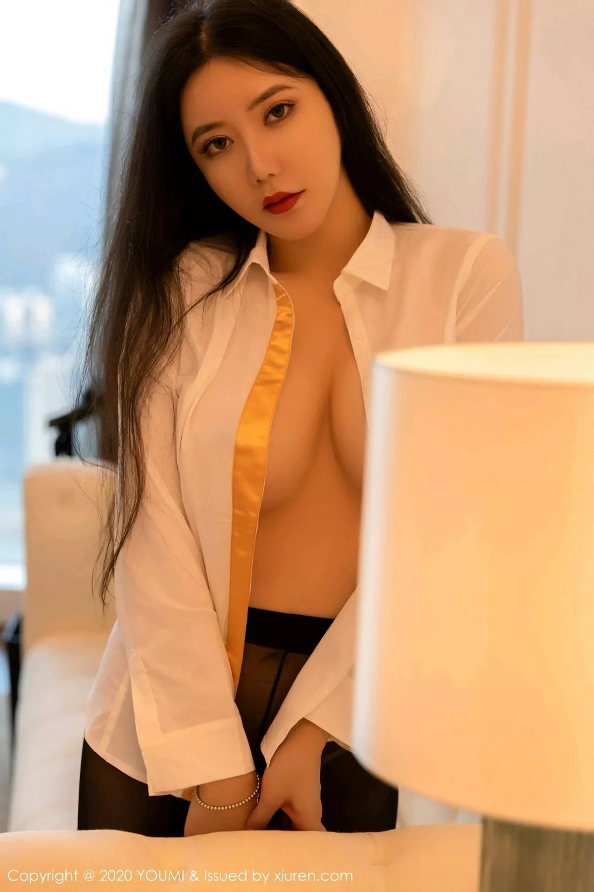 秀人集.com_[YouMi尤蜜荟]Vol.579_女神心妍小公主职业OL装扮主题无内黑丝裤袜秀翘臀诱惑写真60P