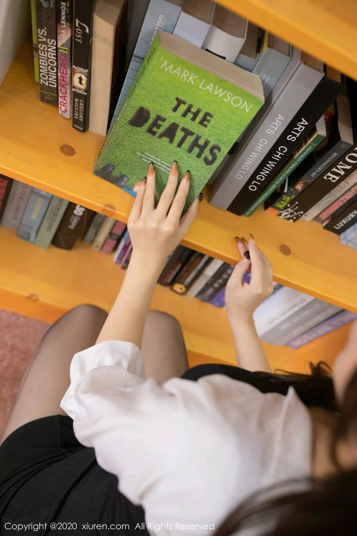 秀人集.com_[XiuRen秀人网]No.2948_嫩模陈小喵剧情主题性感内衣配无内黑丝裤袜秀翘臀屁沟诱惑写真75P