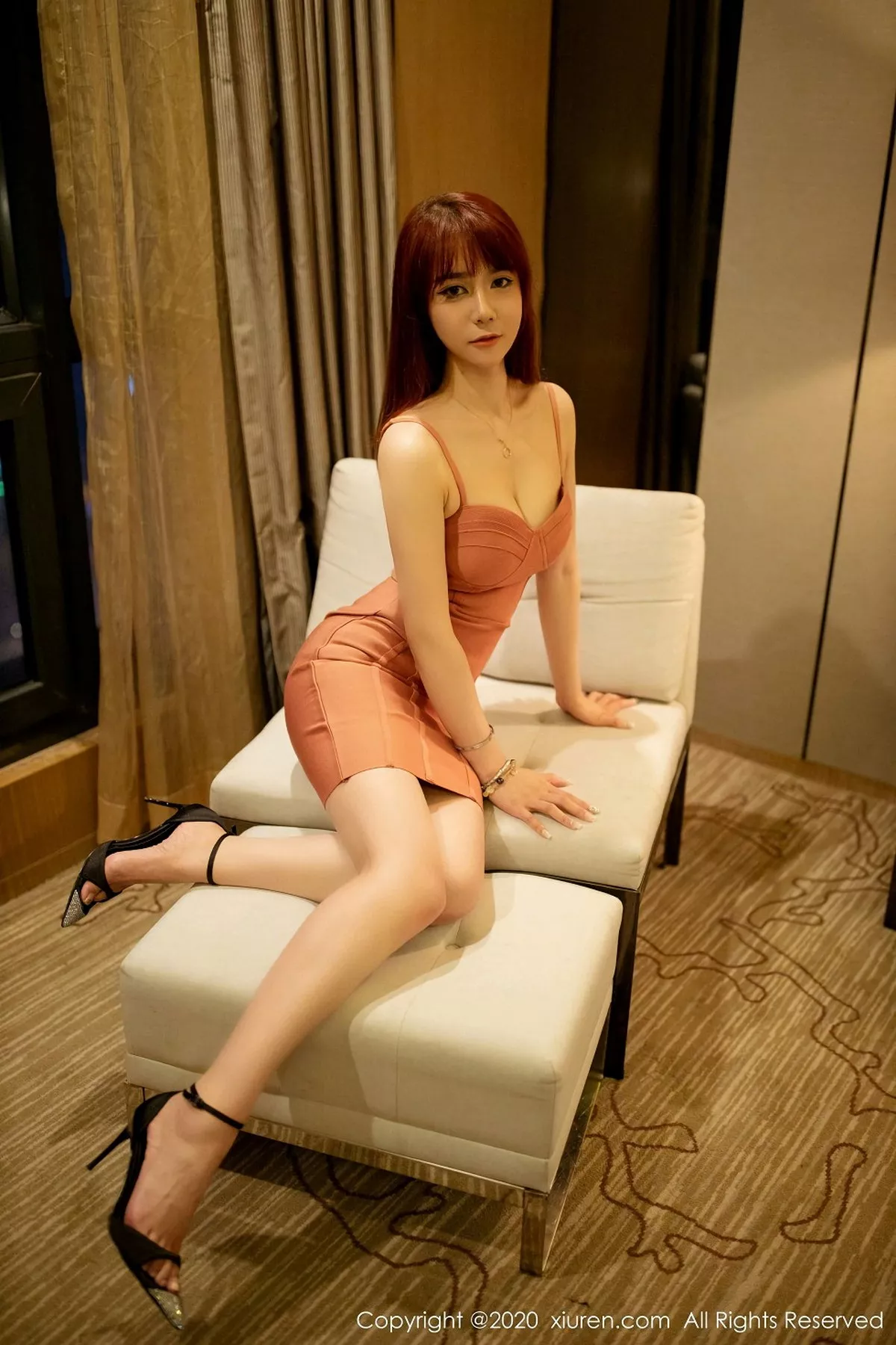 秀人集.com_[XiuRen秀人网]No.2956_嫩模fairy如歌私房典雅吊裙配肉丝裤袜半脱秀完美身材诱惑写真40P