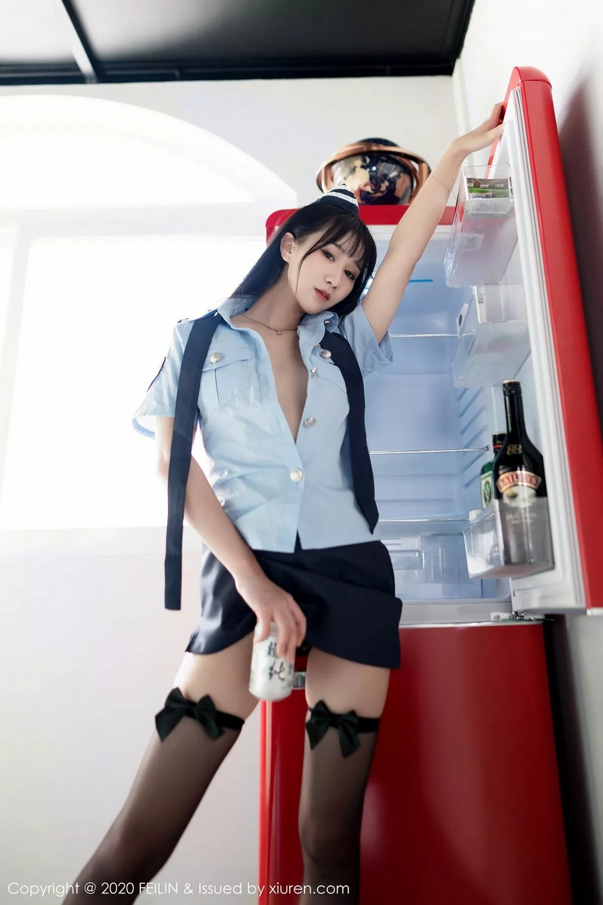 秀人集.com_[FeiLin嗲囡囡]VOL.363_嫩模小果冻儿私房性感制服半脱露情趣黑丝撩人诱惑写真31P