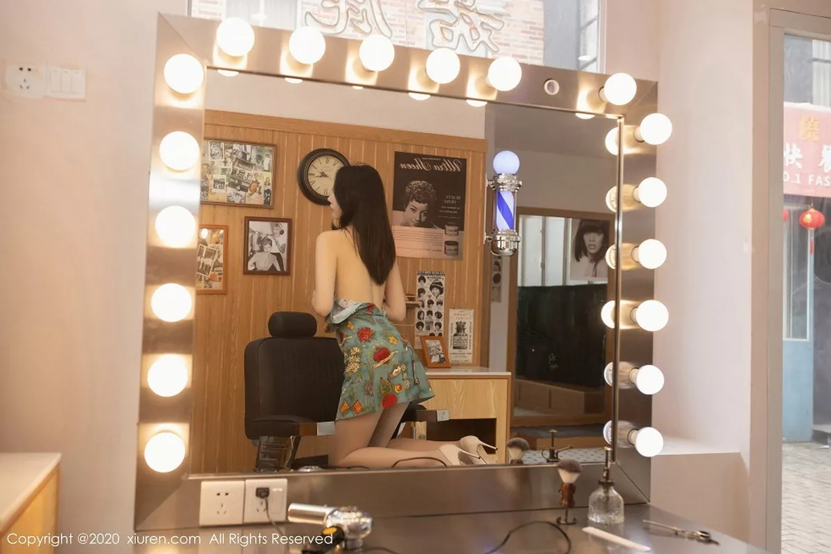 秀人集.com_[XiuRen秀人网]No.2963_嫩模安然Maleah新年发型屋主题怀旧港风旗袍半露豪乳诱惑写真65P