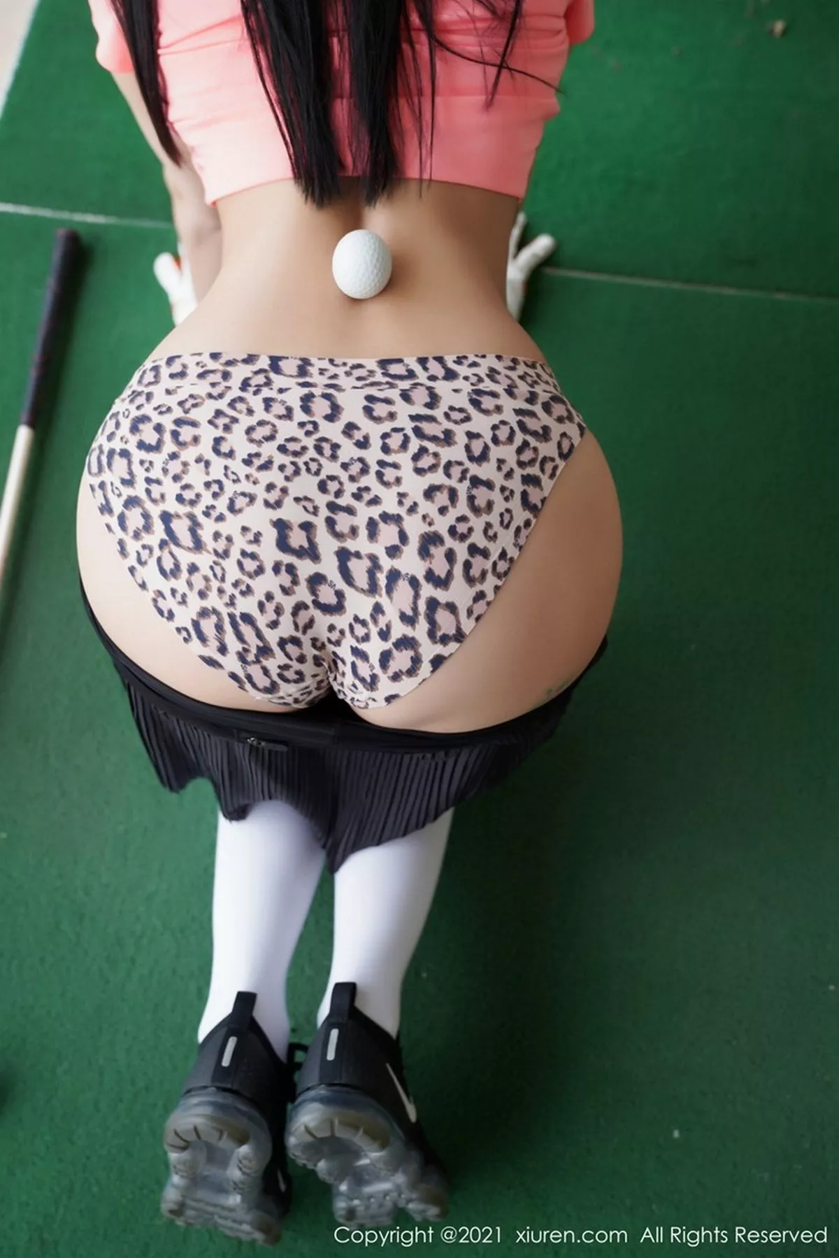 秀人集.com_[XiuRen秀人网]No.2966_御姐果儿江浙沪旅拍高尔夫女郎主题狂野豹纹内衣撩人诱惑写真61P