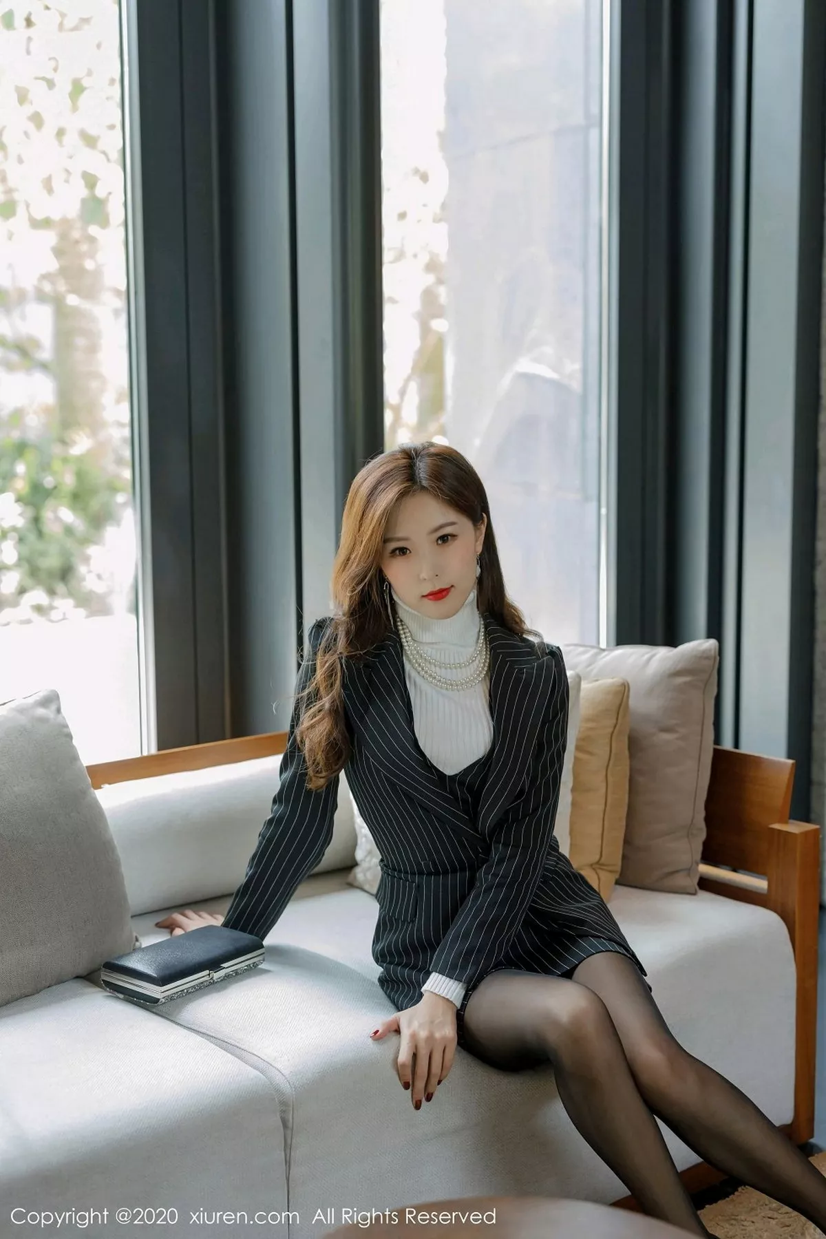 秀人集.com_[XiuRen秀人网]No.2910_嫩模杨紫嫣Cynthia职场女老板主题半脱露开档黑丝裤袜诱惑写真66P