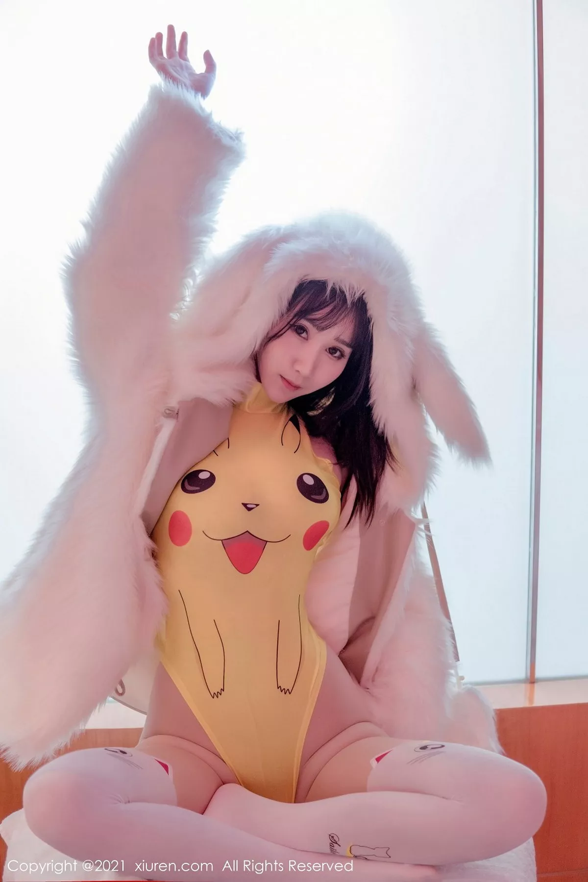 秀人集.com_[XiuRen秀人网]No.2988_嫩模小果冻儿性感卡通连体衣配开档肉丝裤袜撩人诱惑写真55P