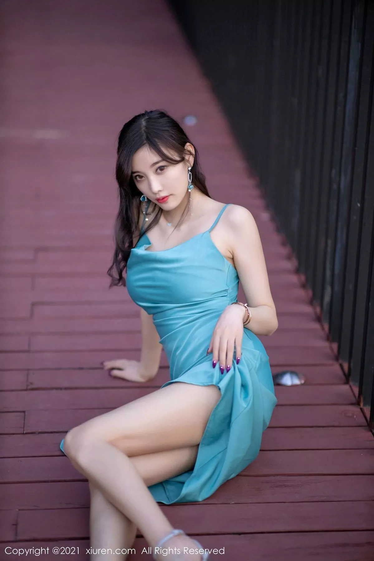 秀人集.com_[XiuRen秀人网]No.2997_女神杨晨晨sugar私房典雅吊裙配蕾丝腿袜半撩秀翘臀诱惑写真67P