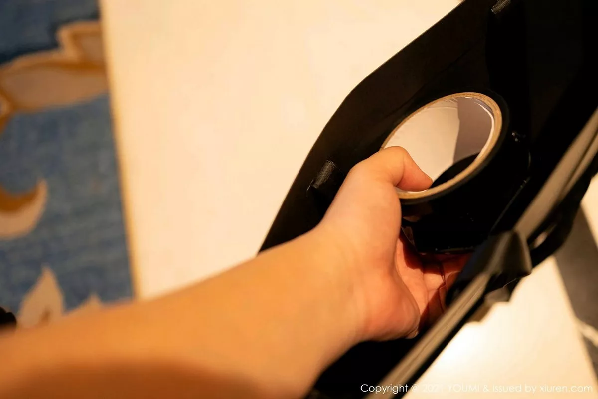 秀人集.com_[YouMi尤蜜荟]Vol.587_嫩模允爾厦门旅拍剧情主题床上镂空内衣秀火辣身材诱惑写真114P