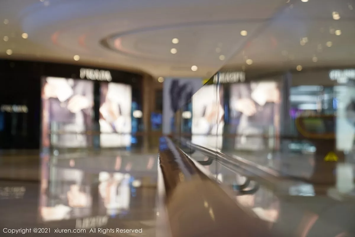 秀人集.com_[XiuRen秀人网]No.3001_嫩模糯美子Mini澳门旅拍紧身内衣秀绝佳身材童颜巨乳诱惑写真60P