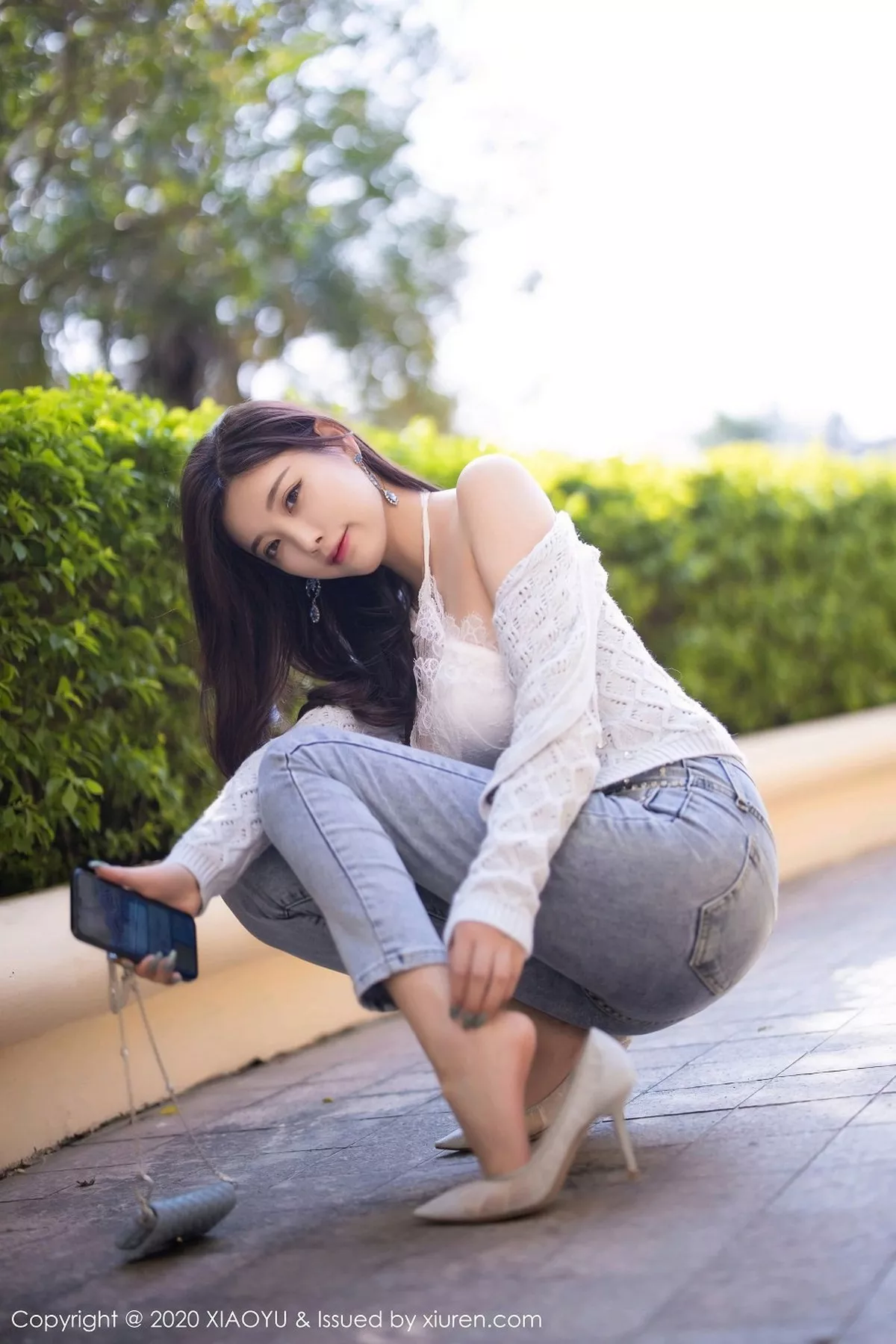 秀人集.com_[XiaoYu画语界]Vol.433_女神杨晨晨sugar床上脱牛仔裤露蕾丝内裤秀翘臀诱惑写真93P