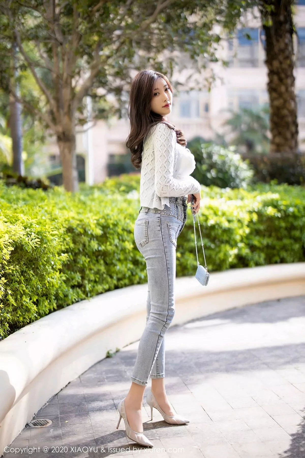 秀人集.com_[XiaoYu画语界]Vol.433_女神杨晨晨sugar床上脱牛仔裤露蕾丝内裤秀翘臀诱惑写真93P