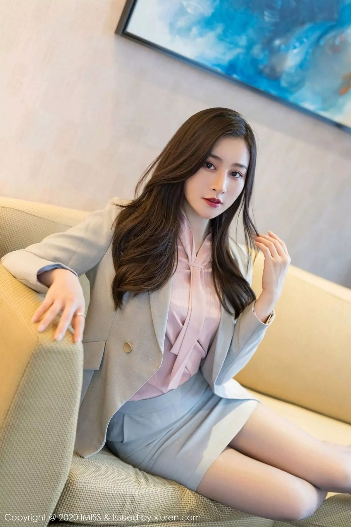 秀人集.com_[IMISS爱蜜社]Vol.538_气质美女Vanessa脱OL制服露性感内衣秀完美身材诱惑写真60P