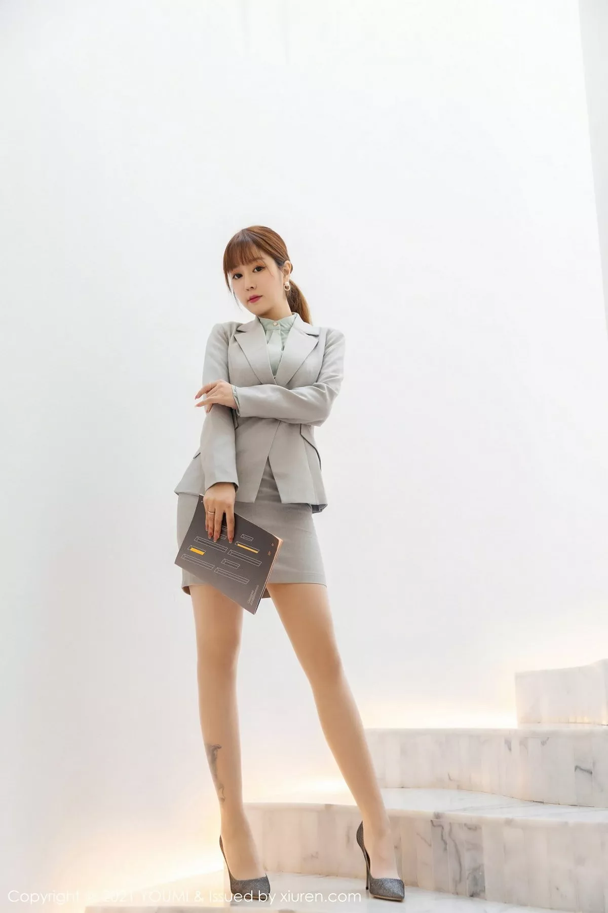 秀人集.com_[YouMi尤蜜荟]Vol.592_女神王雨纯大理旅拍私人管家剧情床上半脱露火辣身材诱惑写真145P