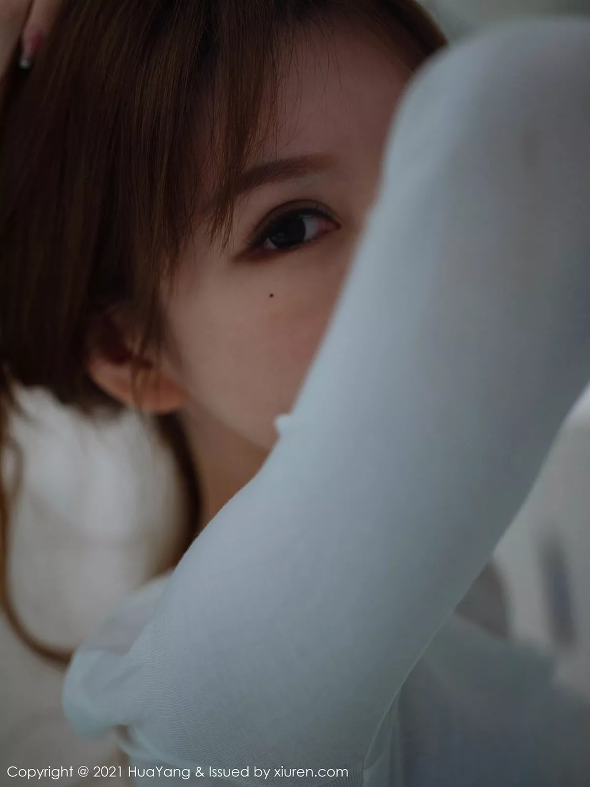 秀人集.com_[HuaYang花漾]Vol.357_女神周于希Sandy厦门旅拍薄透白色T真空激凸撩人诱惑写真71P