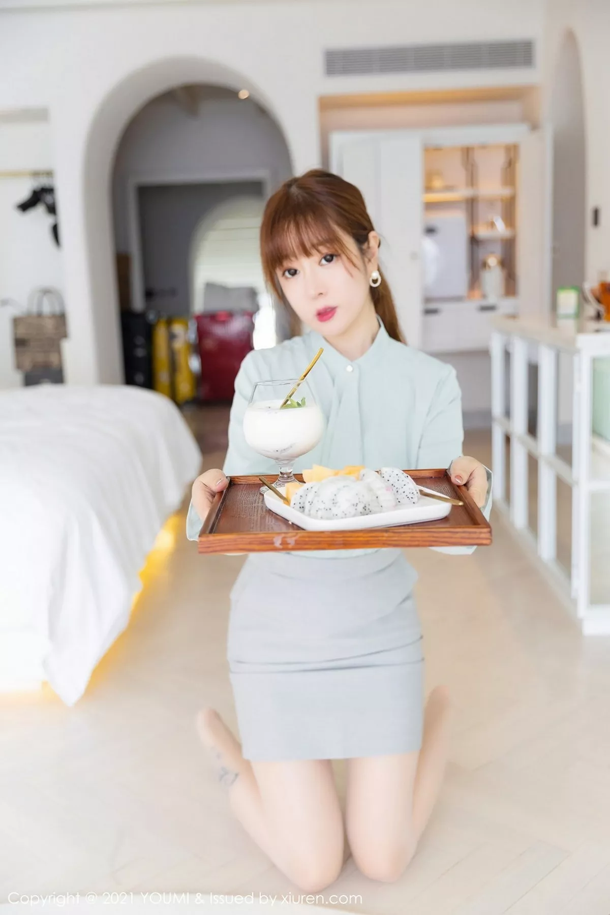 秀人集.com_[YouMi尤蜜荟]Vol.592_女神王雨纯大理旅拍私人管家剧情床上半脱露火辣身材诱惑写真145P