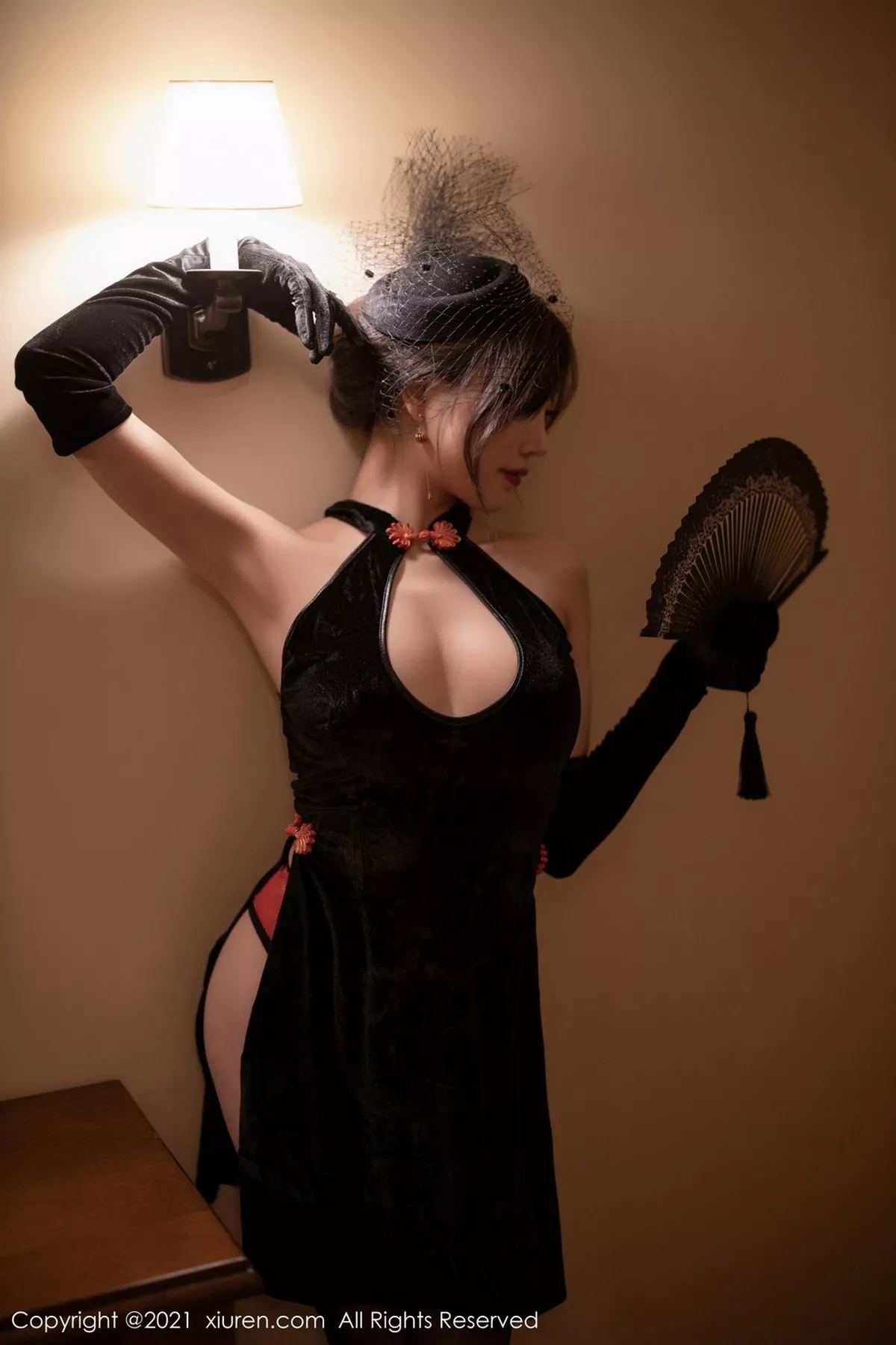 秀人集.com_[XiuRen秀人网]No.3041_女神杨晨晨sugar古韵黑色贵妇装主题黑丝裤袜秀美腿诱惑写真55P