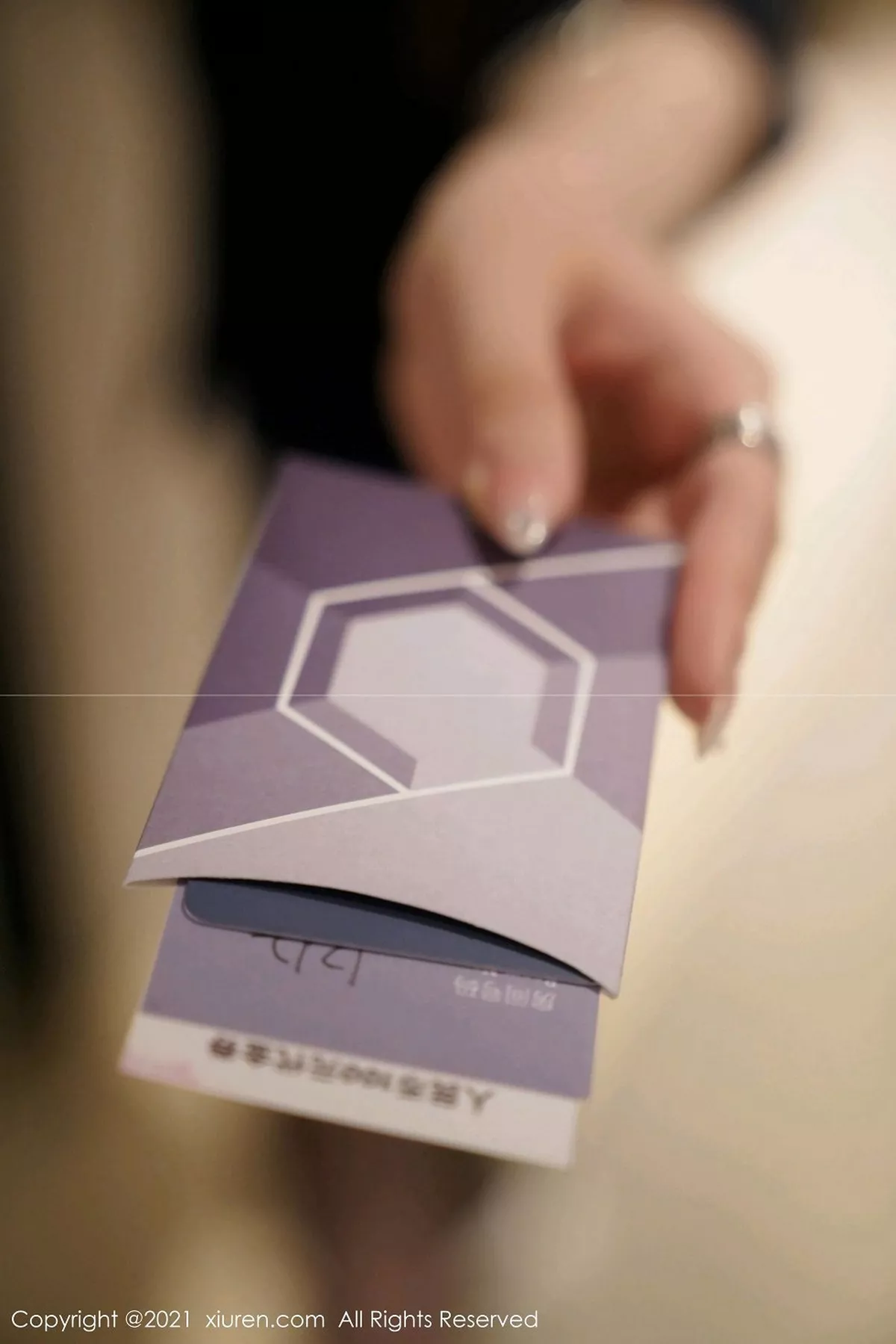 秀人集.com_[XiuRen秀人网]No.3043_嫩模玉兔miki职场秘书OL剧情主题开档黑丝裤袜秀翘臀诱惑写真80P