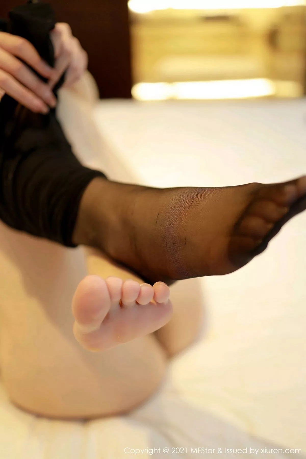 秀人集.com_[MFStar模范学院]Vol.450_嫩模水水er私房空姐制服半脱露翘臀情趣捆绑极致诱惑写真60P