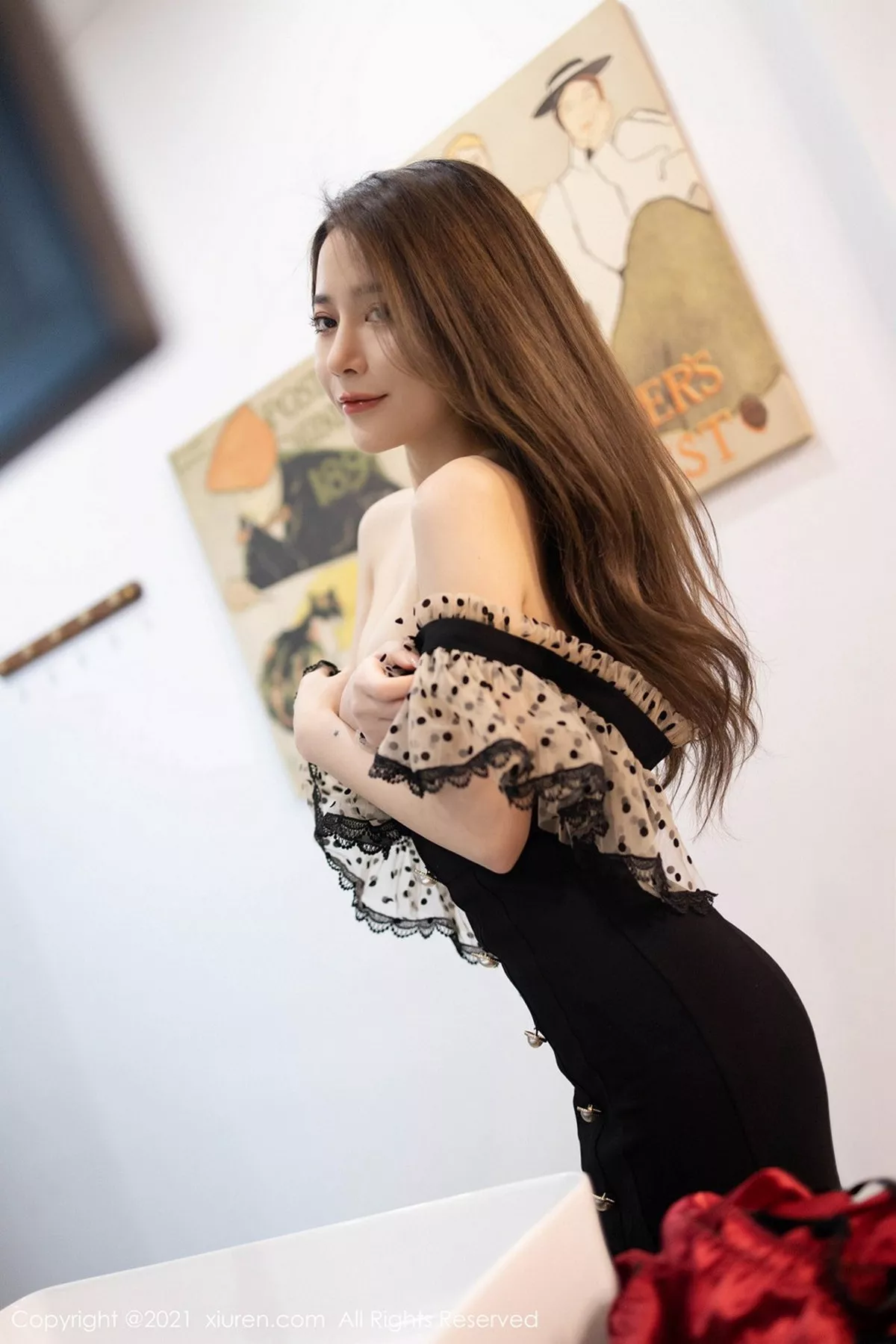 秀人集.com_[XiuRen秀人网]No.3088_嫩模鱼子酱Fish低胸内衣+红色情趣内衣秀豪乳翘臀完美诱惑写真76P