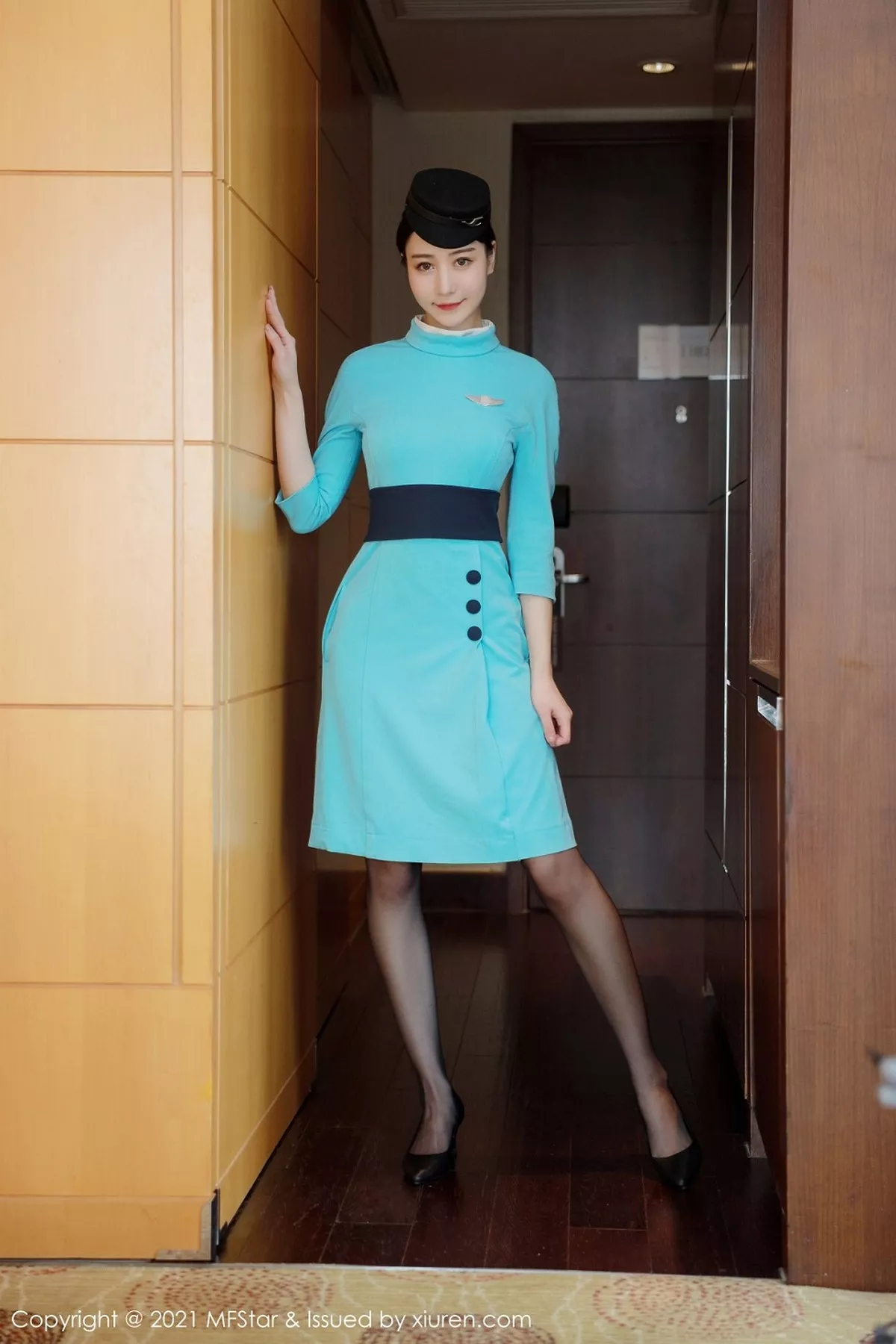 秀人集.com_[MFStar模范学院]Vol.455_嫩模水水er私房脱典雅空姐制服露黑丝裤袜秀翘臀诱惑写真68P