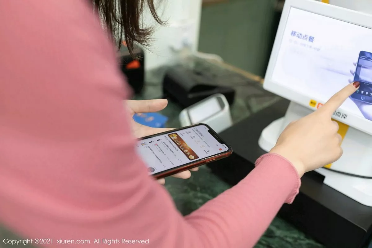 秀人集.com_[XiuRen秀人网]No.3017_嫩模唐安琪妻子突然冷漠剧情主题私房浴室半脱撩人诱惑写真79P