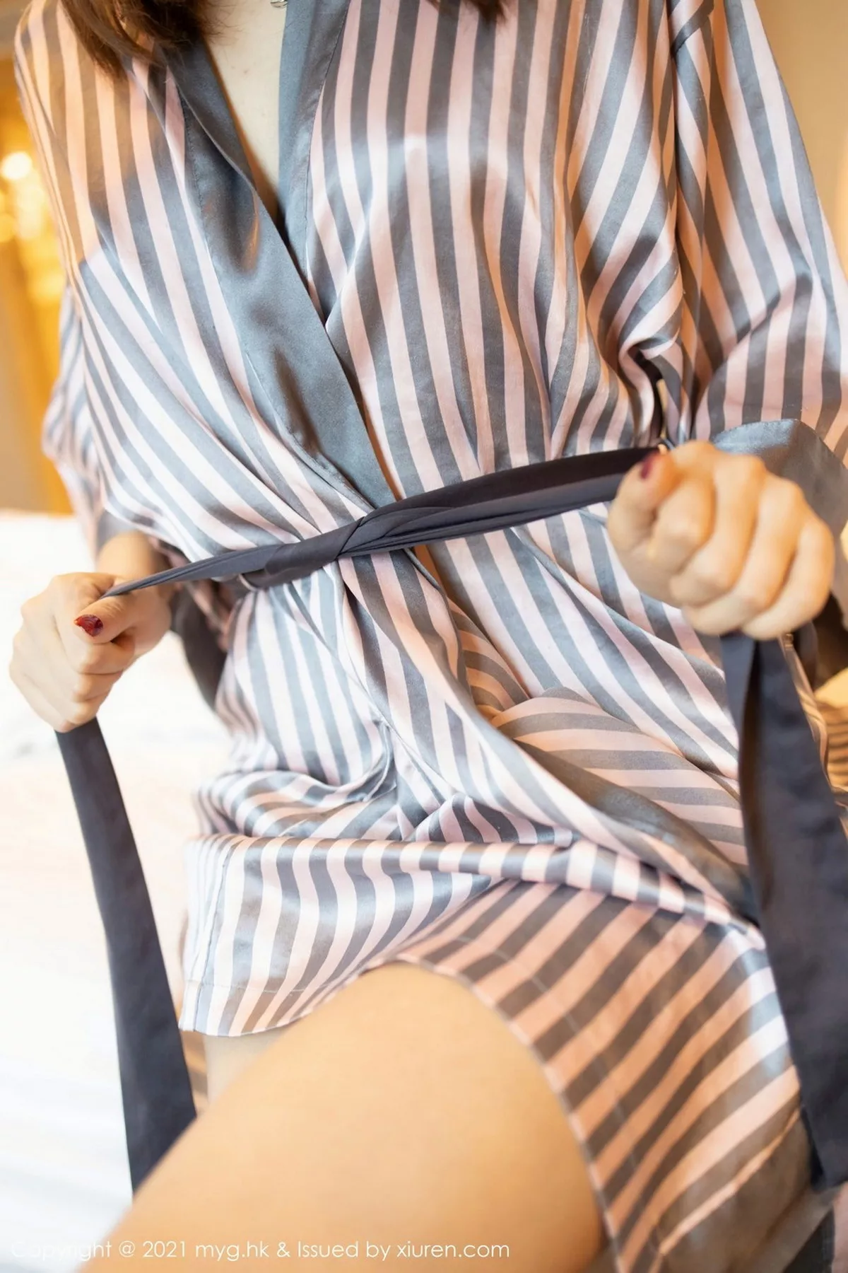 秀人集.com_[MyGirl美媛馆]Vol.481_女神Carina梦绮私房浅裹轻透睡衣半撩露豪乳翘臀诱惑写真90P