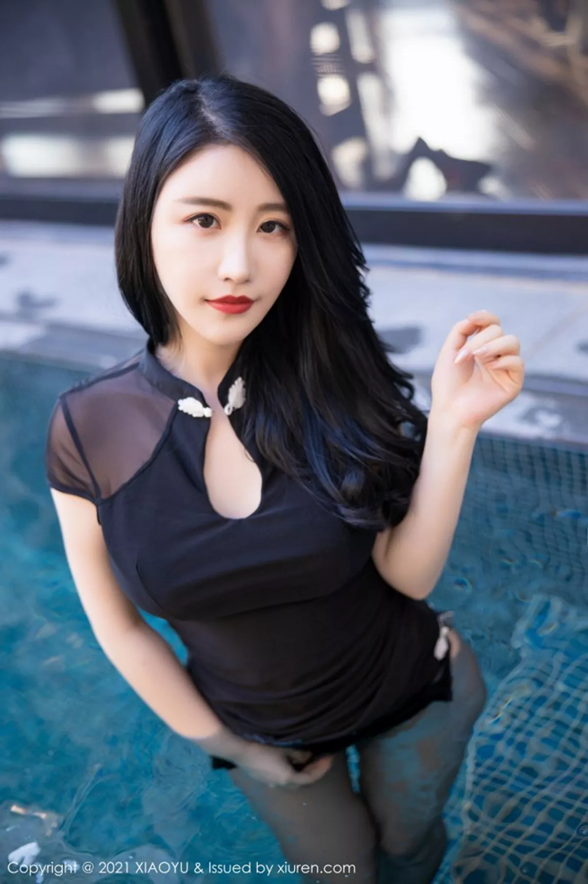 秀人集.com_[XiaoYu画语界]Vol.476_女神绯月樱-Cherry西双版纳旅拍典雅旗袍配黑丝裤袜诱惑写真53P