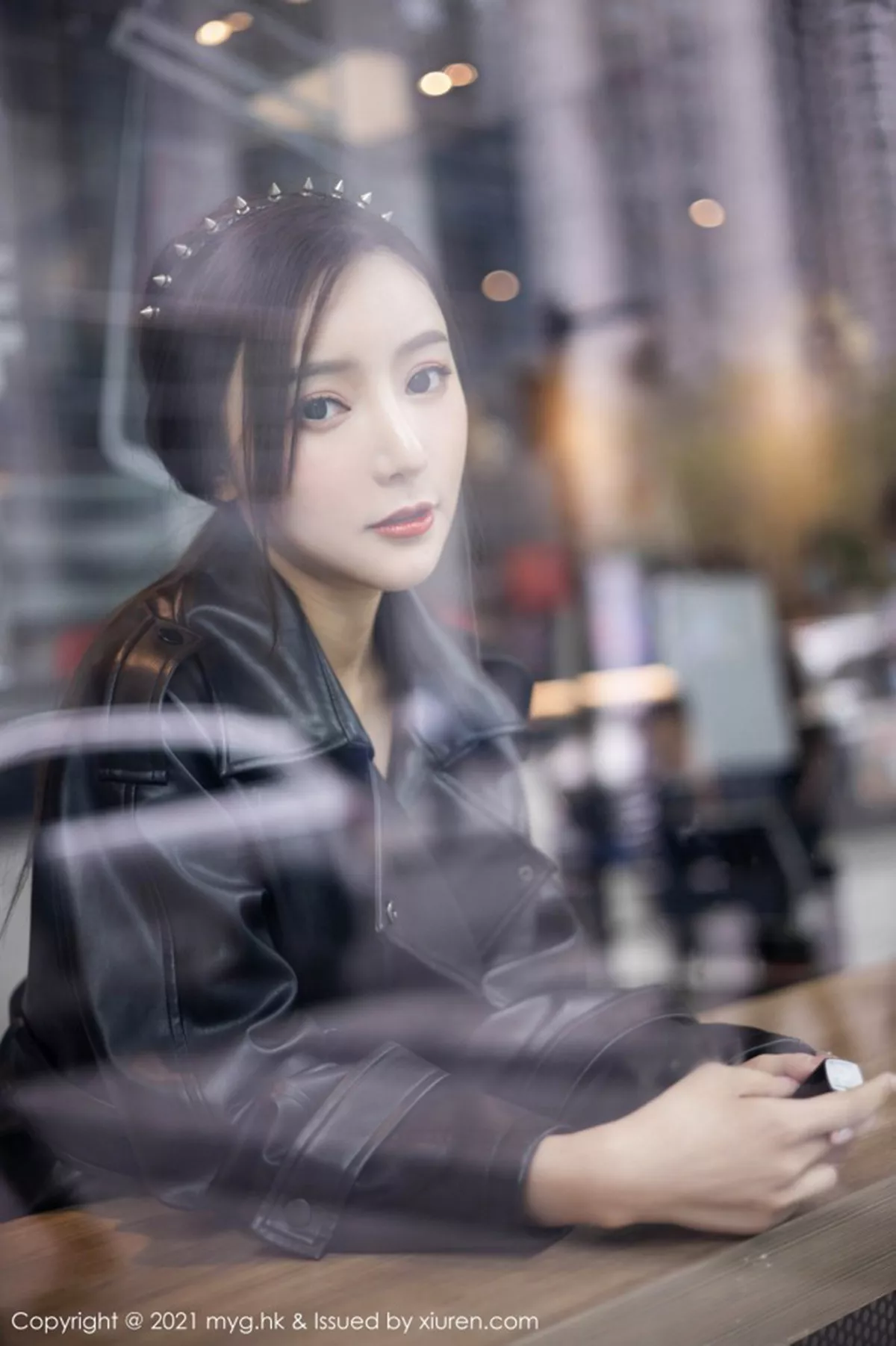 秀人集.com_[MyGirl美媛馆]Vol.493_女神王馨瑶yanni飒爽皮衣半脱露情趣内衣蕾丝吊袜极致魅惑写真66P