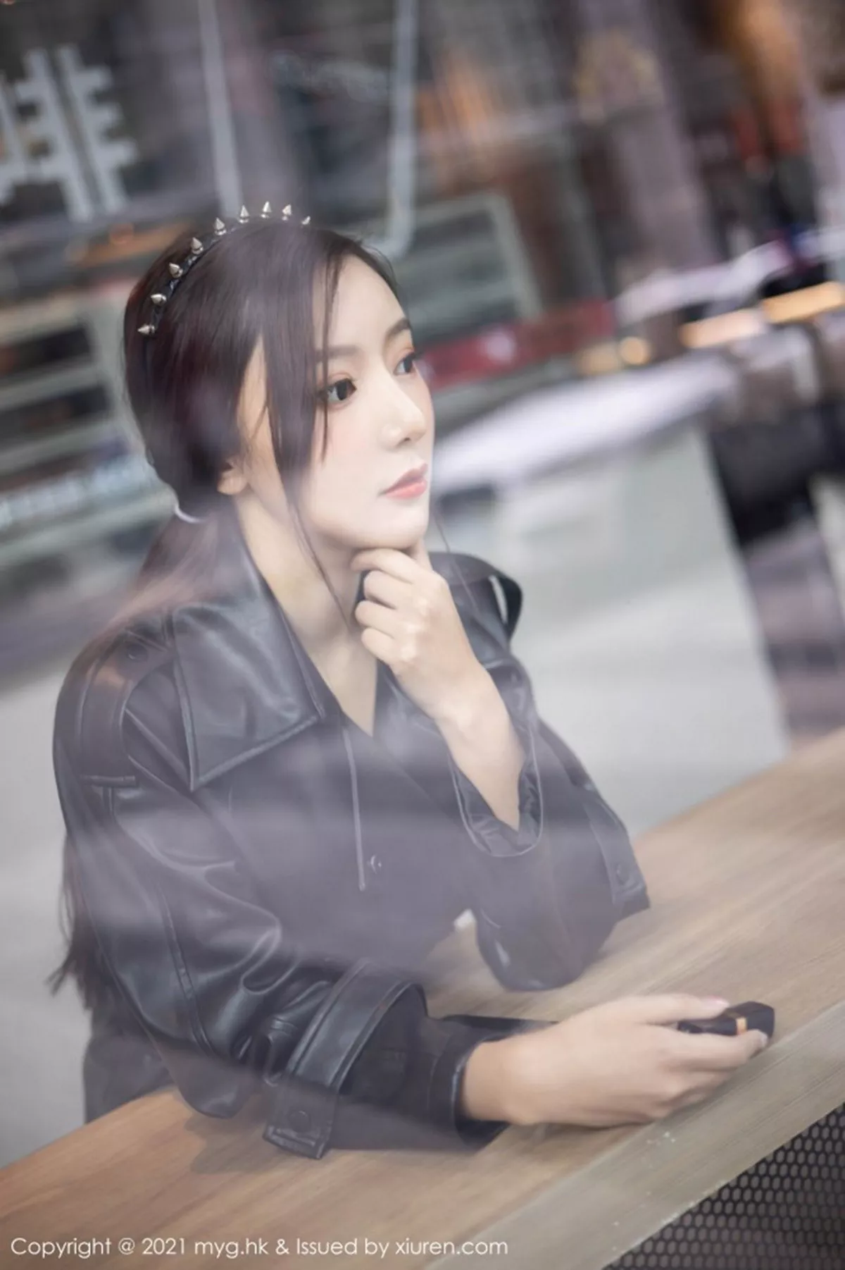 秀人集.com_[MyGirl美媛馆]Vol.493_女神王馨瑶yanni飒爽皮衣半脱露情趣内衣蕾丝吊袜极致魅惑写真66P