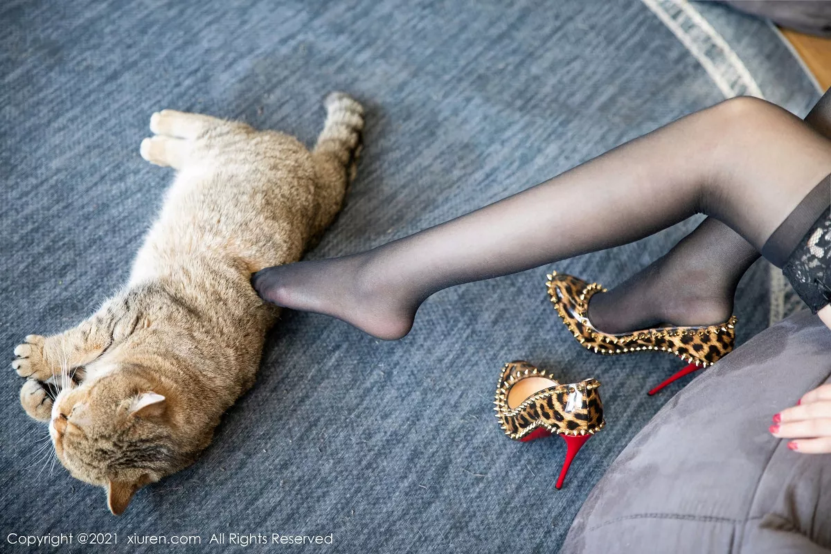 秀人集.com_[XiuRen秀人网]No.3148_女神允爾元宵节剧情主题猩红内衣配蕾丝吊袜秀丰乳肥臀诱惑写真58P