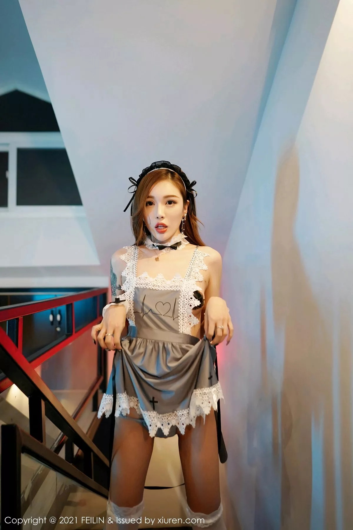 秀人集.com_[FeiLin嗲囡囡]VOL.377_美女梦楠Mengnan经典死库水+情趣女仆装秀完美身材诱惑写真53P