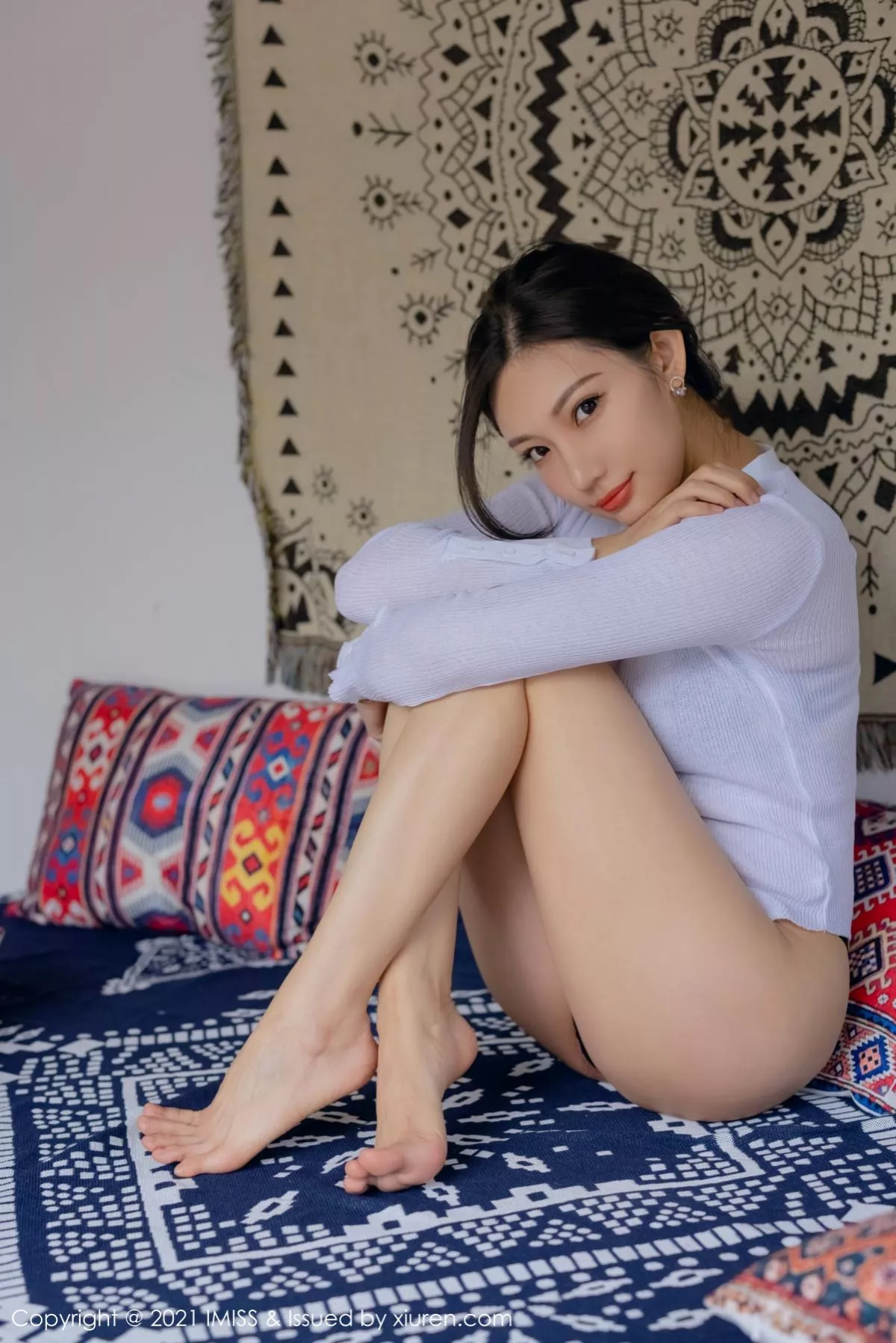 秀人集.com_[IMISS爱蜜社]Vol.562_女神小狐狸Kathryn白衬衣配超薄黑丝裤袜秀翘臀美腿诱惑写真58P