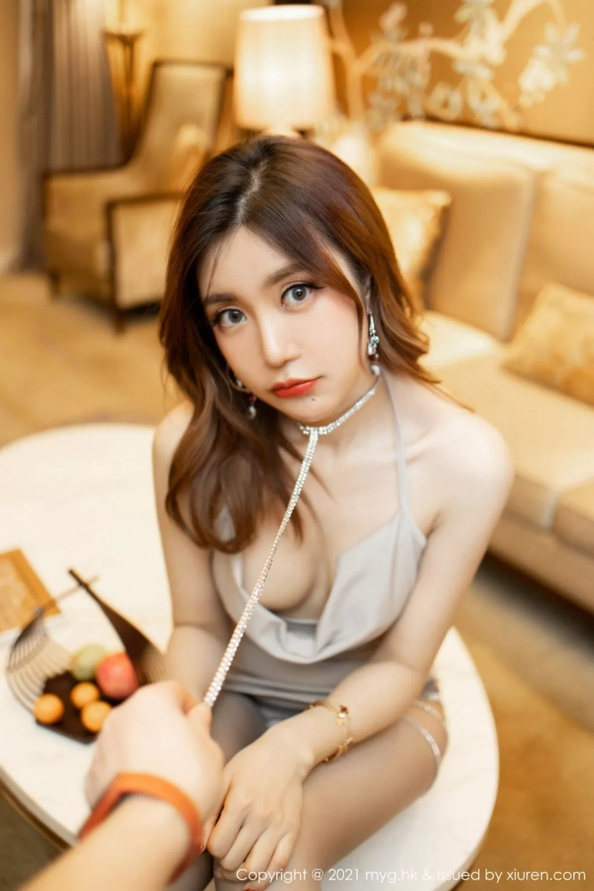 秀人集.com_[MyGirl美媛馆]Vol.488_女神Carina梦绮华丽典雅吊裙配开档肉丝裤袜秀翘臀诱惑写真60P