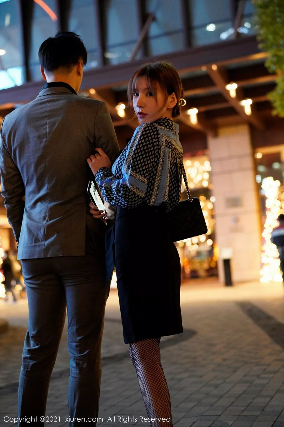 秀人集.com_[XiuRen秀人网]No.3097_女神周于希剧情主题私房性感内衣配吊带黑丝渔网撩人诱惑写真82P