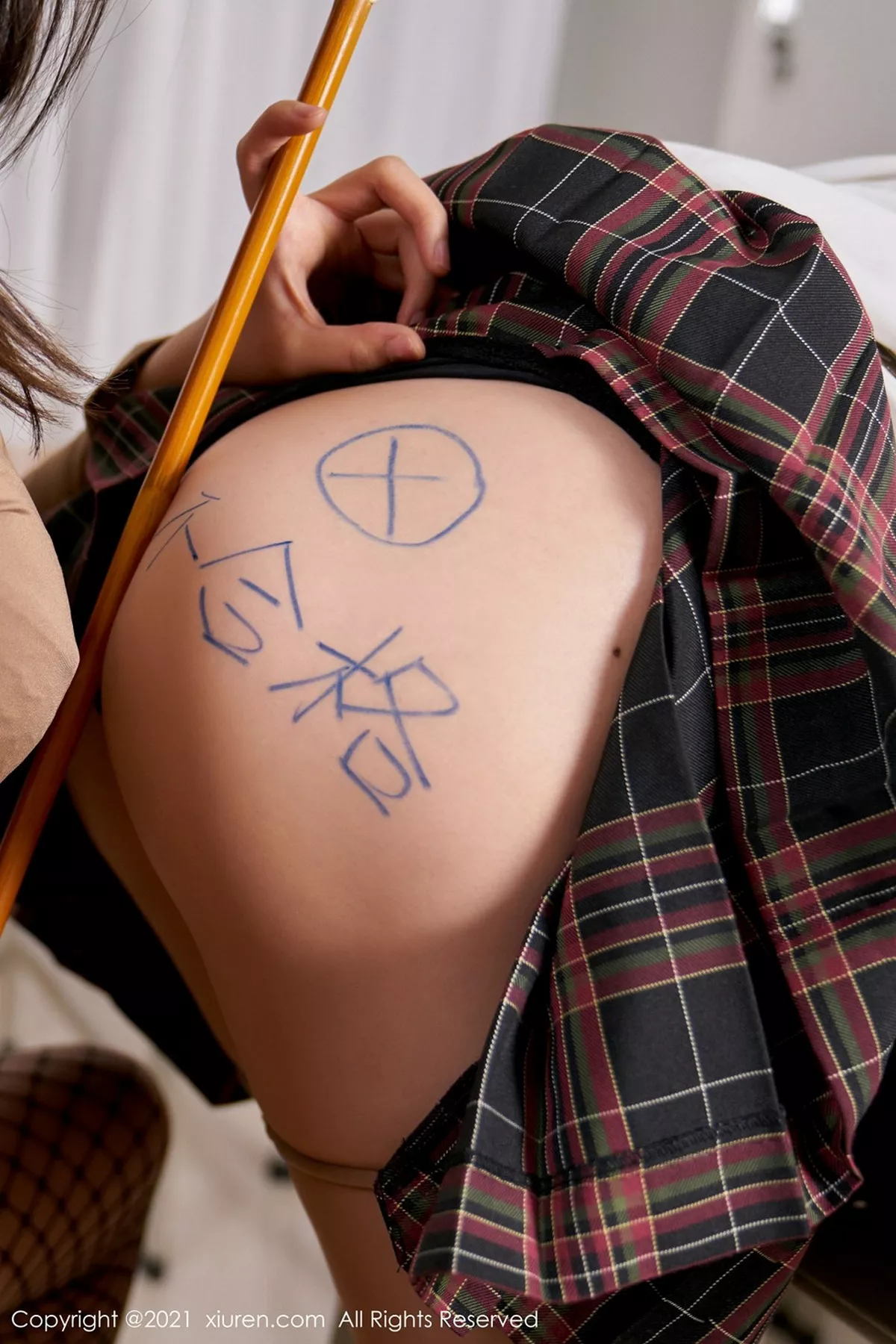 秀人集.com_[XiuRen秀人网]No.3098_嫩模林子欣Freya心愿旅拍师生主题系列开档黑丝网袜极致魅惑写真50P