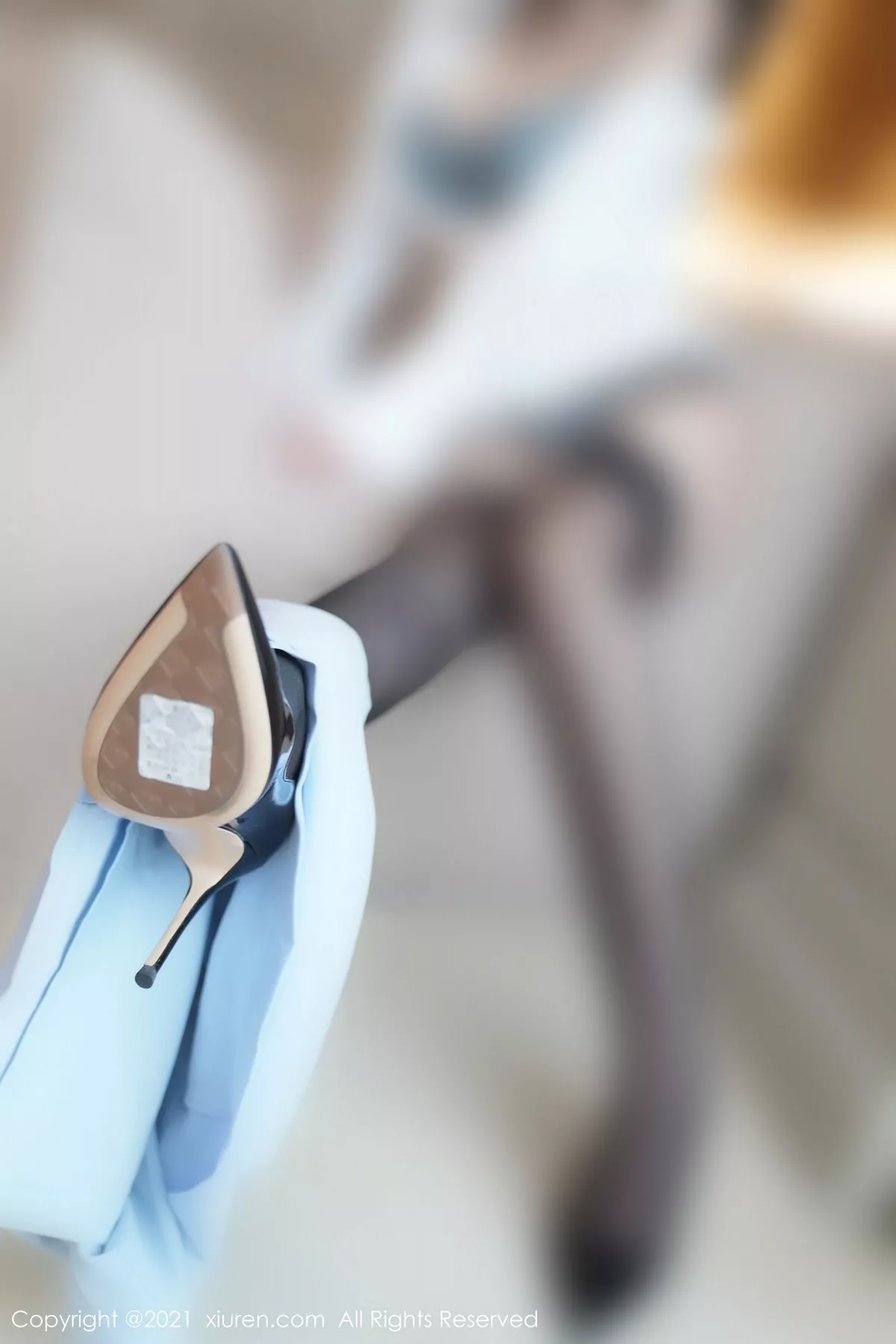 秀人集.com_[XiuRen秀人网]No.3210_嫩模Fairy如歌经典OL主题半脱露性感内衣黑丝吊袜撩人诱惑写真80P