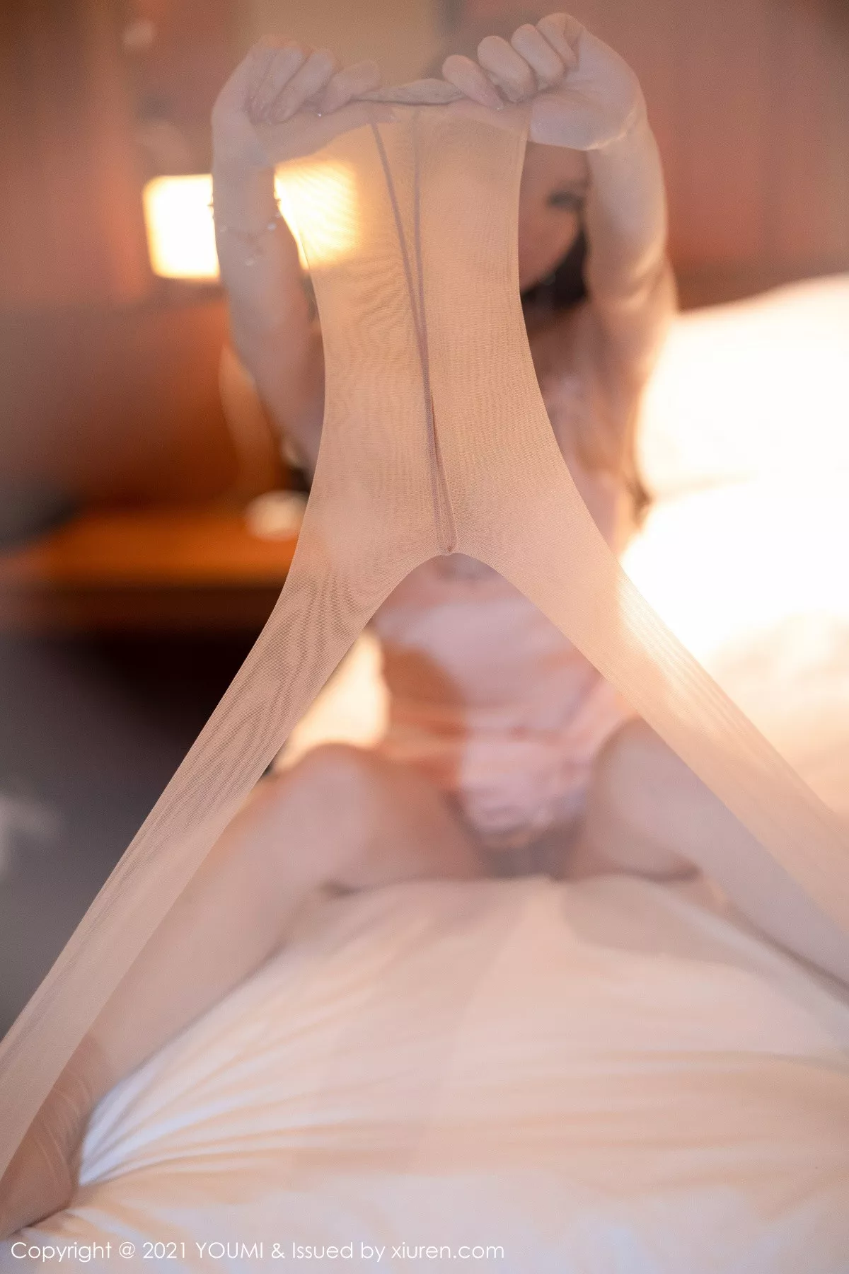 秀人集.com_[YouMi尤蜜荟]Vol.616_女神周于希Sandy厦门旅拍私房蕾丝睡裙秀惹火身材诱惑写真53P