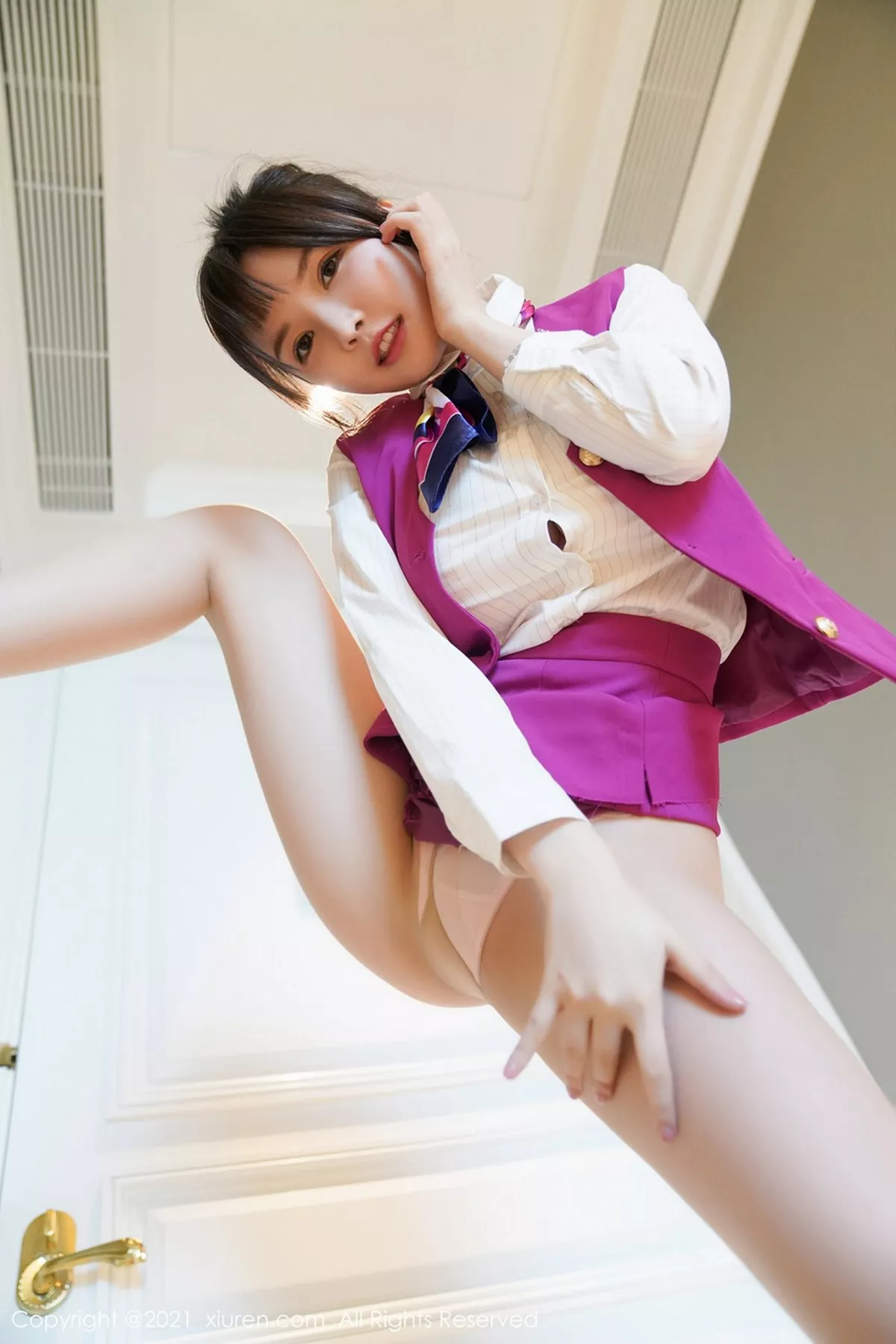 秀人集.com_[XiuRen秀人网]No.3103_女神糯美子Mini澳门旅拍粉色空乘制服下肉丝裤袜秀翘臀诱惑写真68P