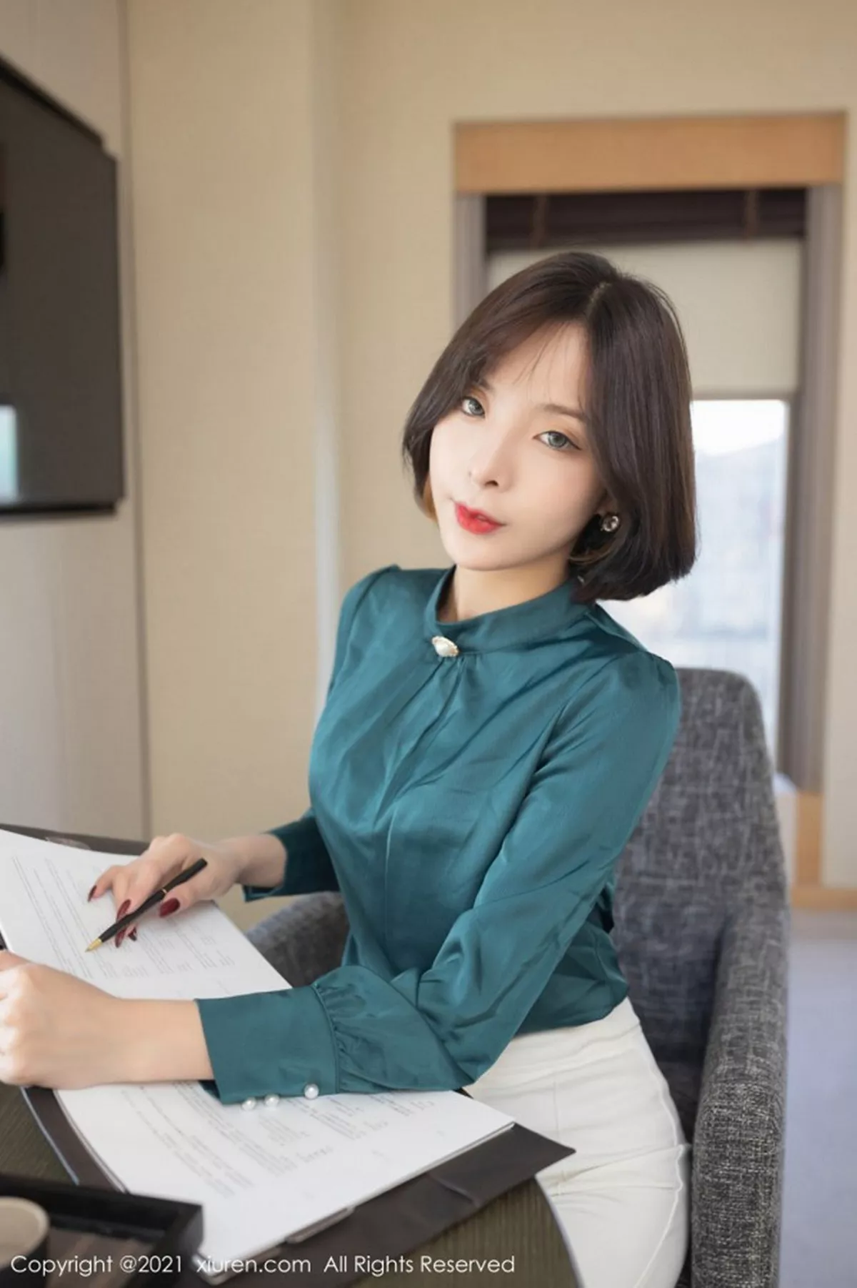 秀人集.com_[XiuRen秀人网]No.3108_嫩模陈小喵商业谈判主题私房床上性感内衣配黑丝裤袜诱惑写真83P