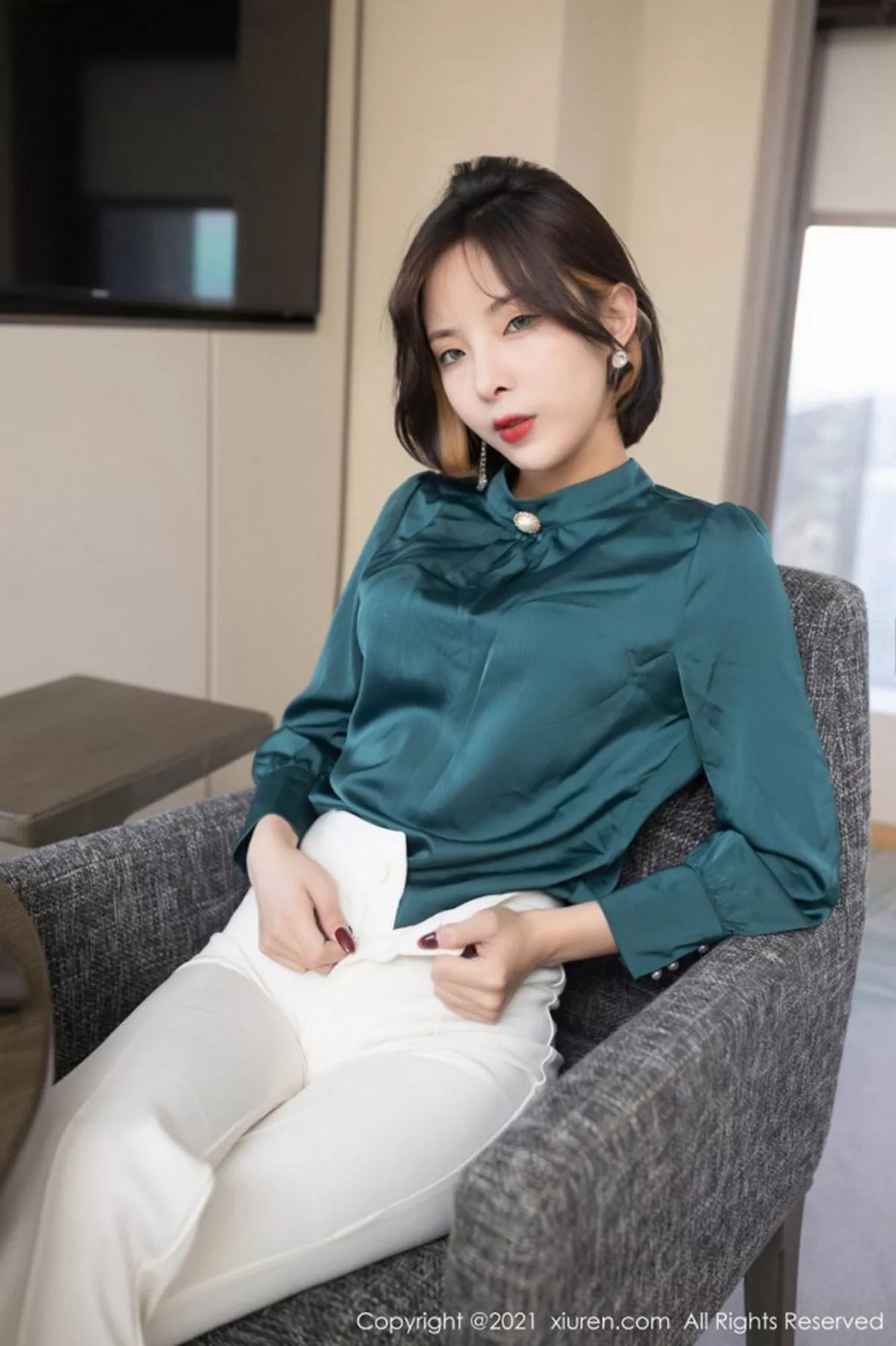 秀人集.com_[XiuRen秀人网]No.3108_嫩模陈小喵商业谈判主题私房床上性感内衣配黑丝裤袜诱惑写真83P