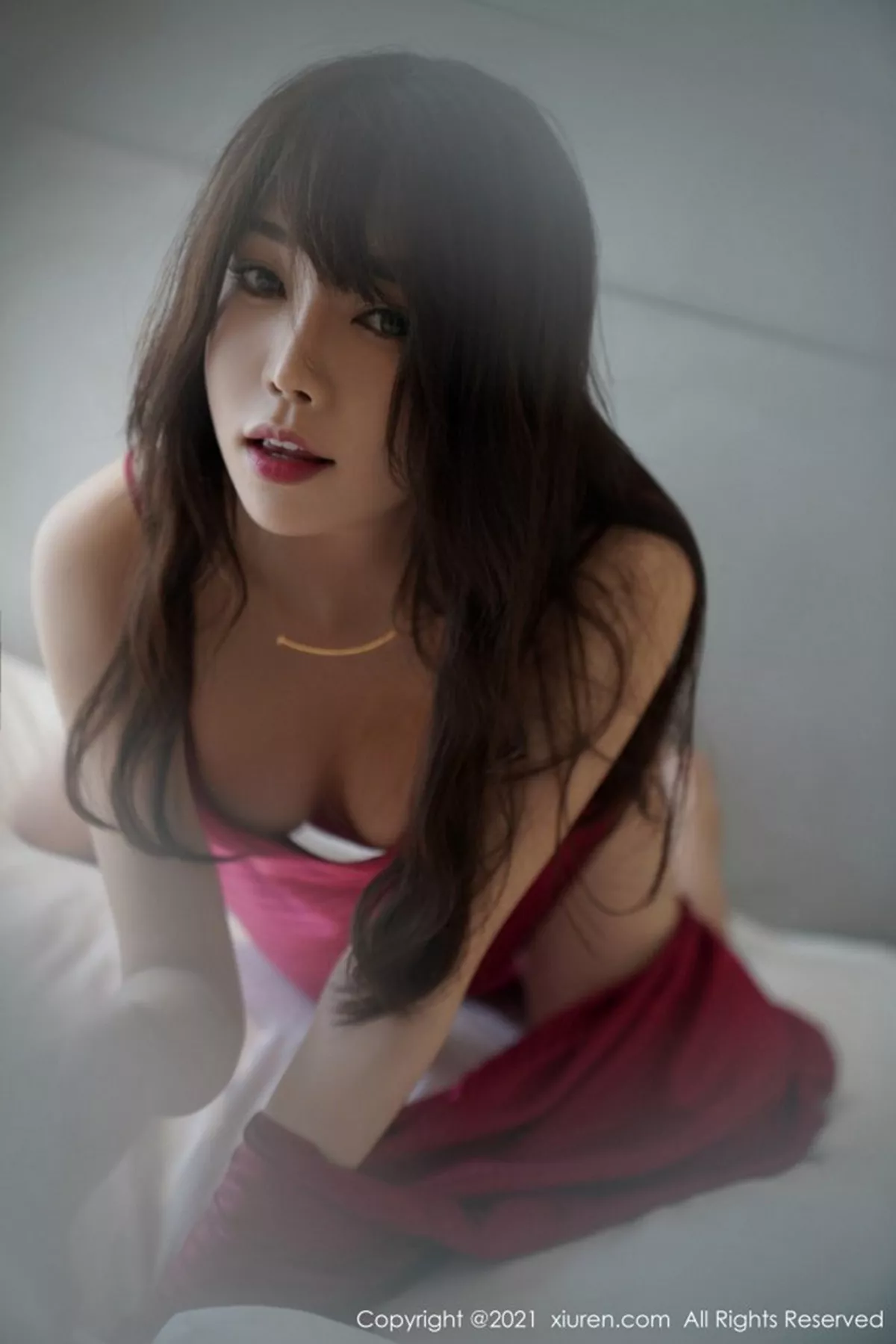 秀人集.com_[XiuRen秀人网]No.3110_嫩模芝芝Booty澳门旅拍睡衣女友视觉红色丁字裤秀翘臀诱惑写真88P