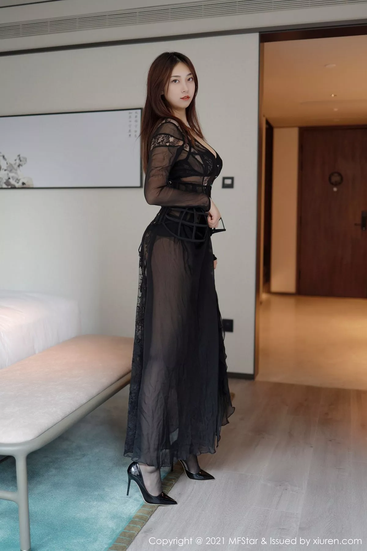 秀人集.com_[MFStar模范学院]Vol.458_嫩模郑颖姗三亚旅拍薄透黑色镂空服饰秀火辣身材诱惑写真53P