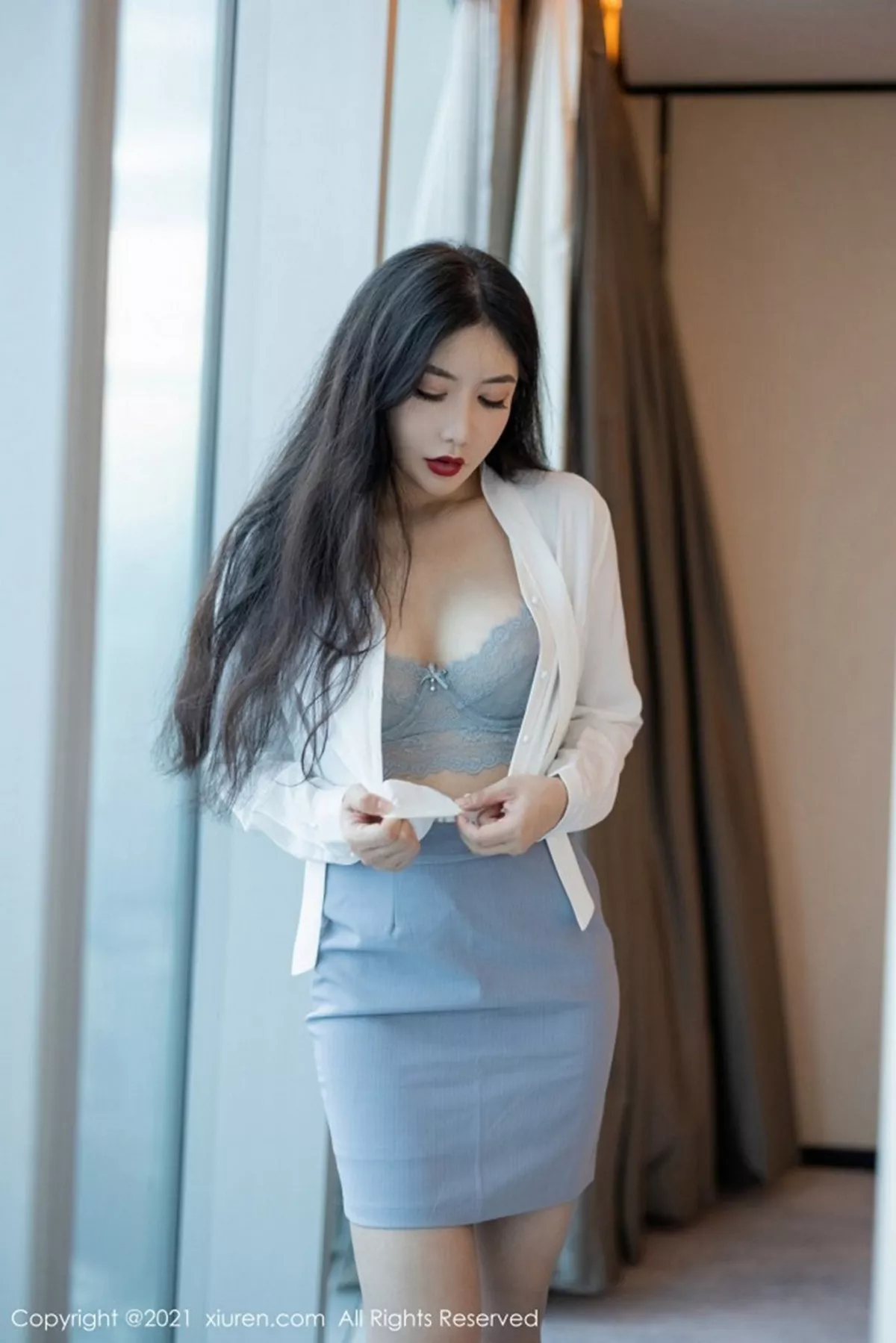 秀人集.com_[XiuRen秀人网]No.3127_嫩模心妍小公主职场制服OL主题私房蕾丝内衣秀豪乳翘臀诱惑写真36P