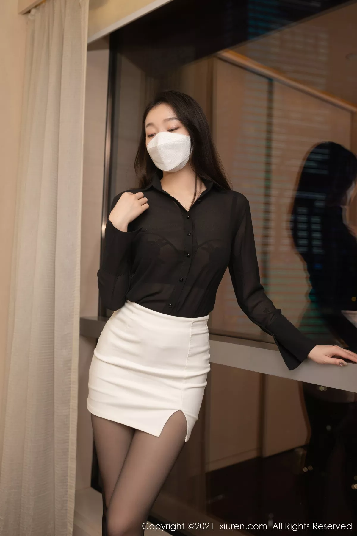 秀人集.com_[XiuRen秀人网]No.3223_嫩模安然Maleah贴纸游戏主题私房半脱露无内黑丝裤袜撩人诱惑写真72P