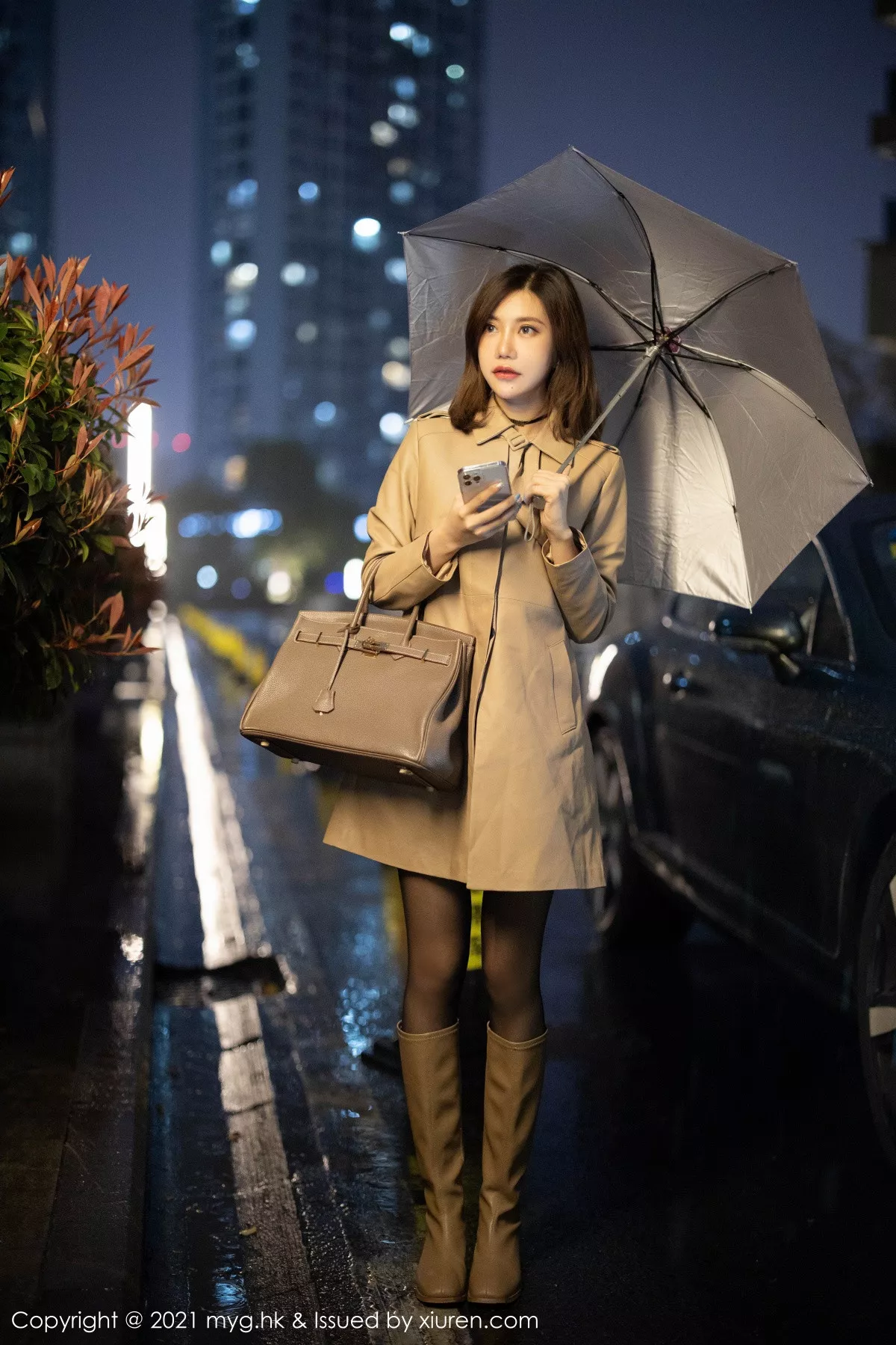 秀人集.com_[MyGirl美媛馆]Vol.500_女神绮里嘉Carina雨夜打车主题黑色内衣配黑丝吊袜诱惑写真68P