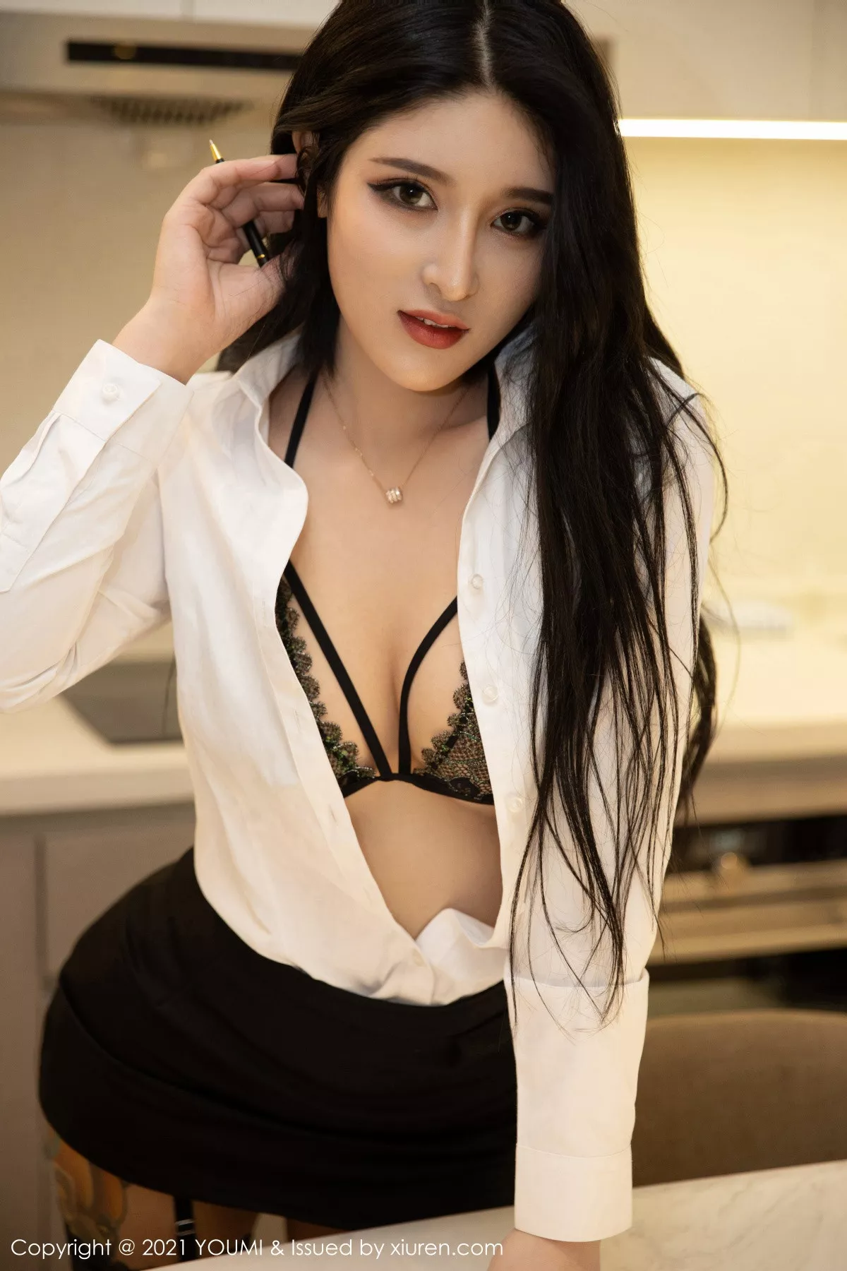 秀人集.com_[YouMi尤蜜荟]Vol.618_嫩模姝姝不是妹妹私房半脱露黑色内衣蕾丝吊袜完美诱惑写真40P