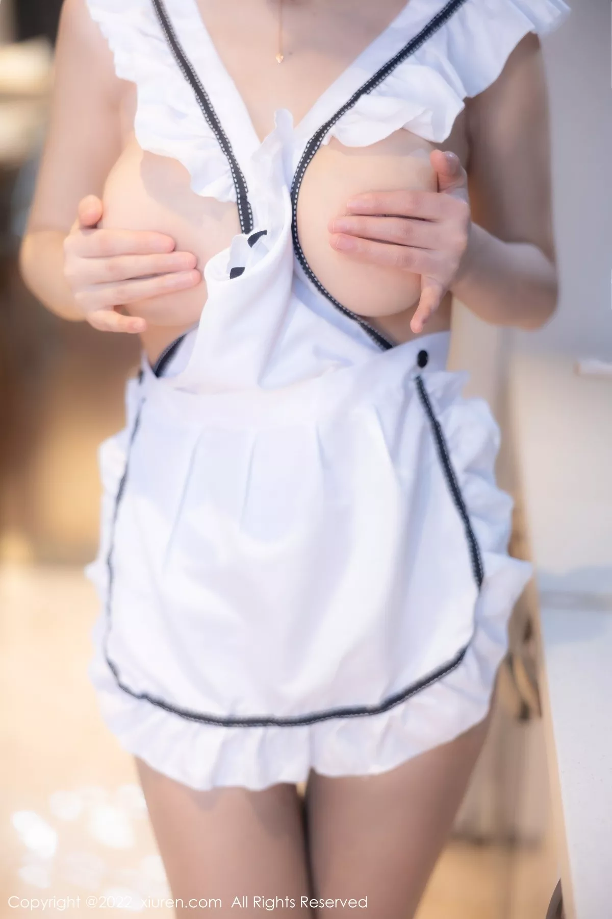 秀人集.com_[XiuRen秀人网]No.5215_女神朱可儿Flora私房真空白色女仆服饰配无内黑丝极致诱惑写真76P