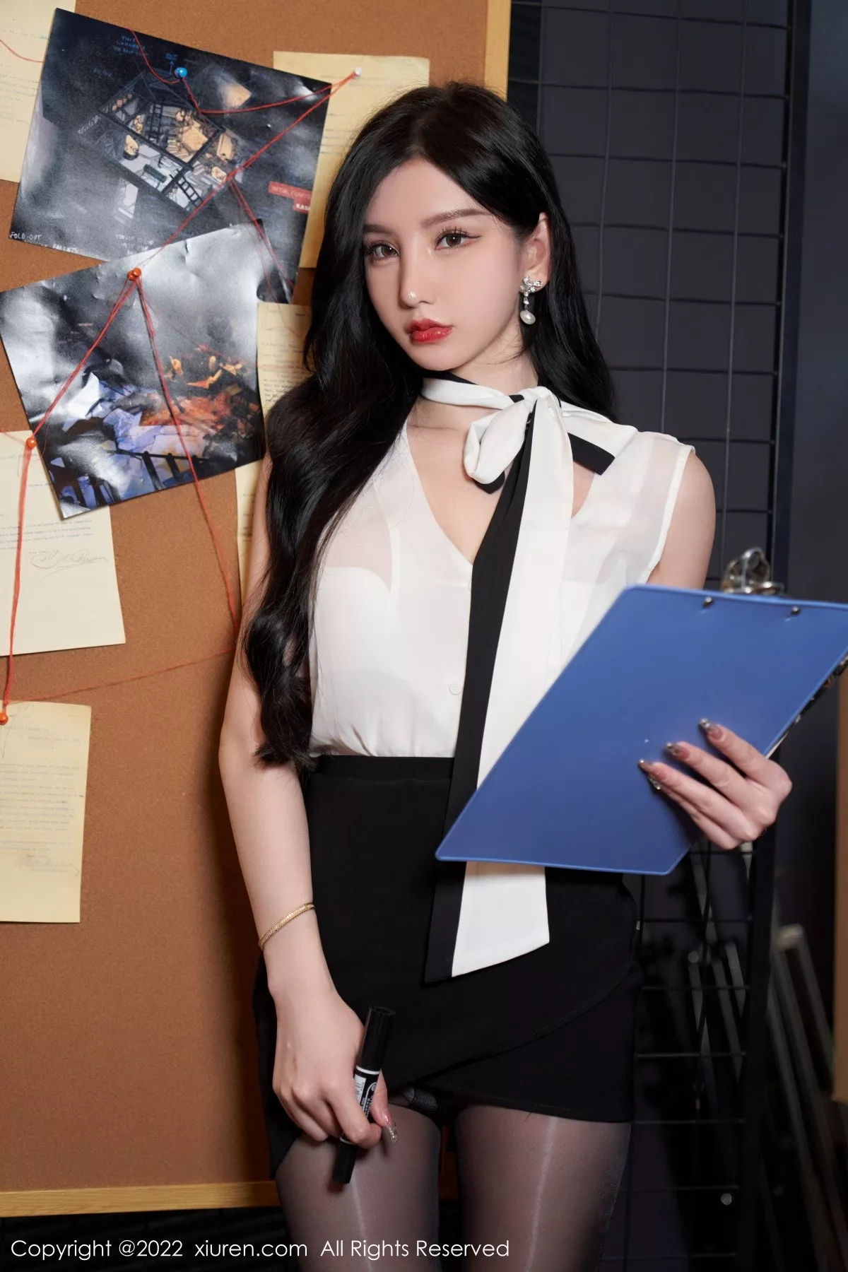 秀人集.com_[XiuRen秀人网]No.5217_女神周于希Sally心愿旅拍私房超薄闪亮黑丝秀翘臀美腿诱惑写真76P