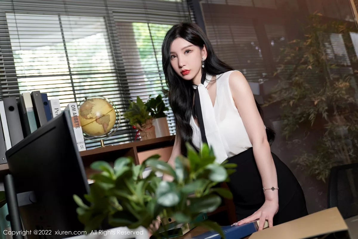 秀人集.com_[XiuRen秀人网]No.5217_女神周于希Sally心愿旅拍私房超薄闪亮黑丝秀翘臀美腿诱惑写真76P