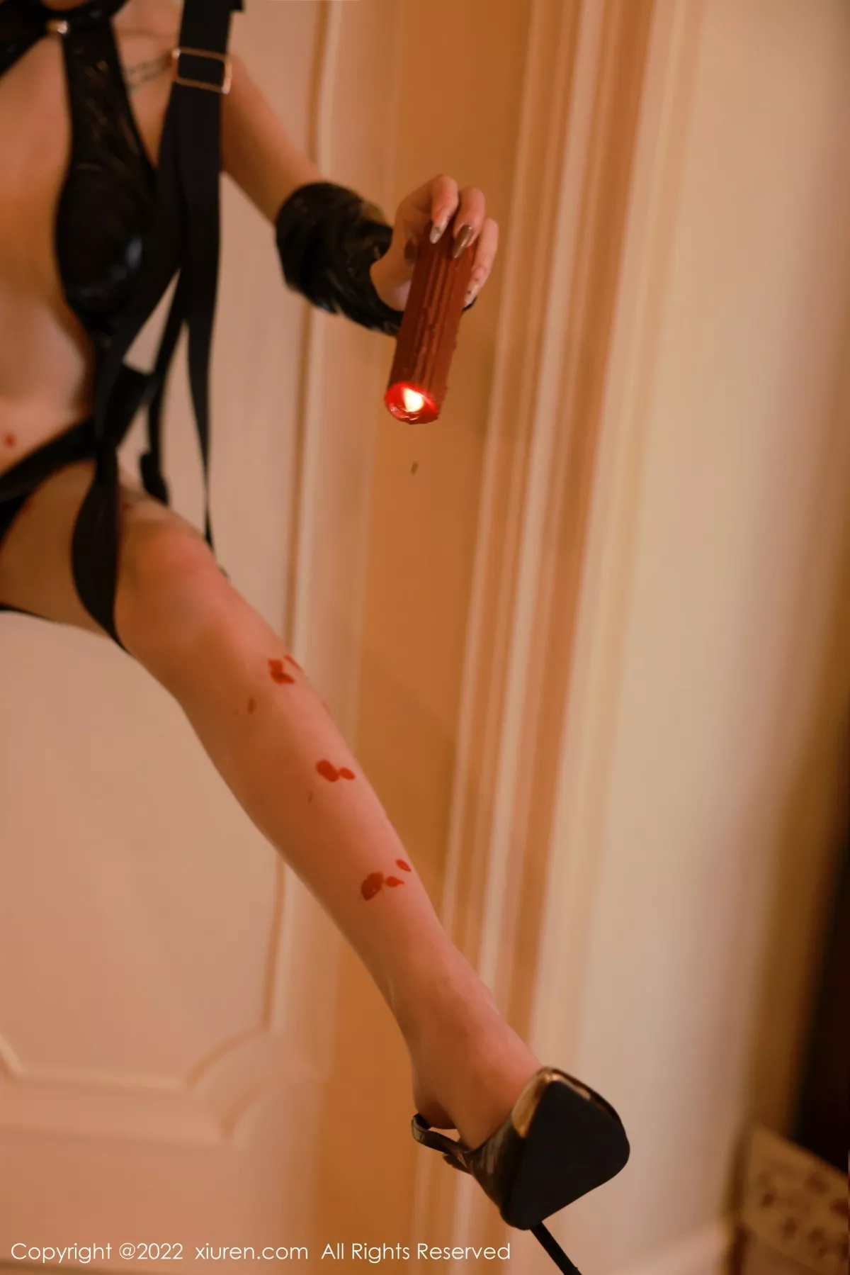 秀人集.com_[XiuRen秀人网]No.5255_模特hebe韩心雨澳门旅拍私房性感黑色SM皮质服饰惹火诱惑写真56P