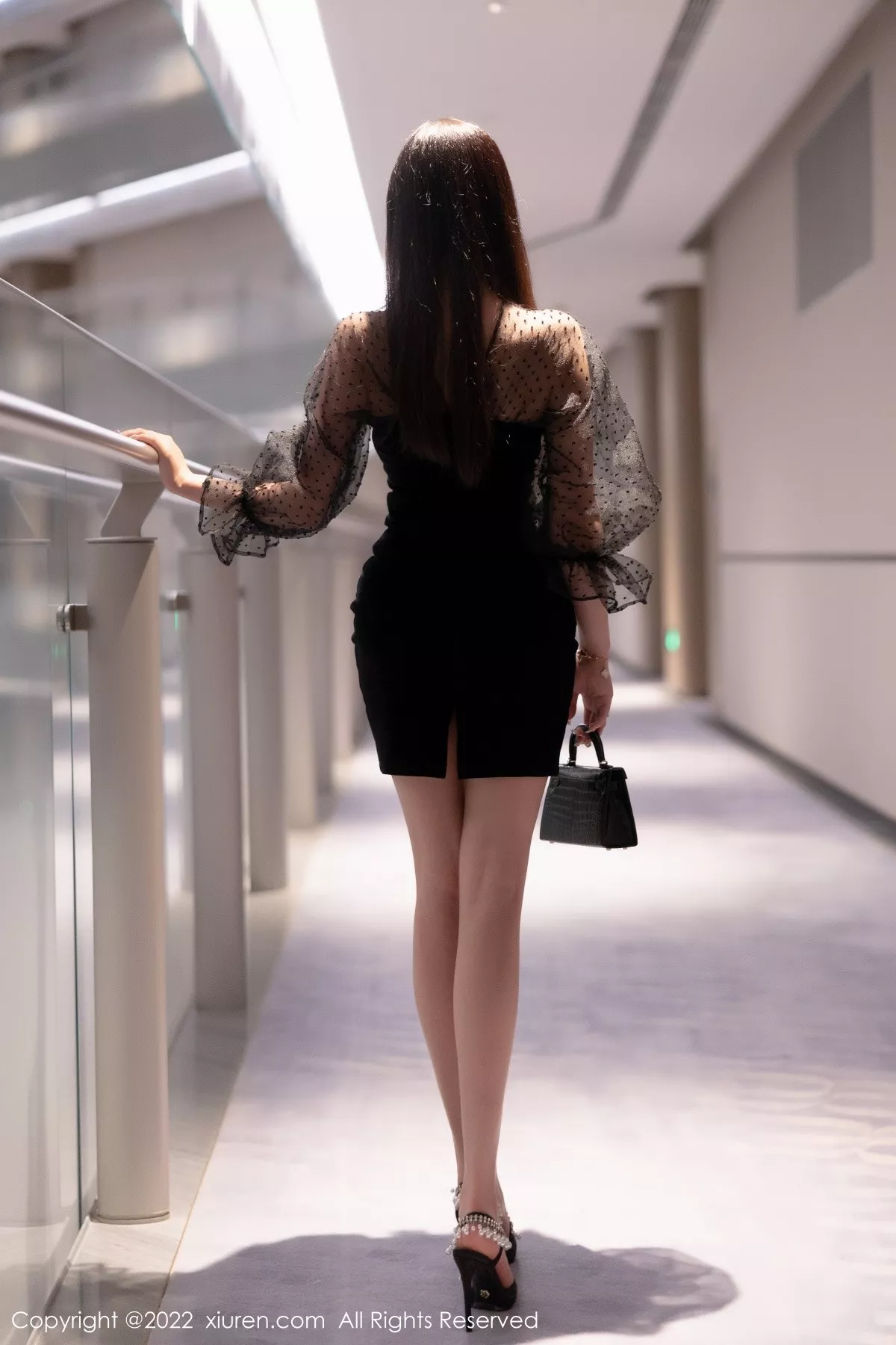 秀人集.com_[XiuRen秀人网]No.5264_女神杨晨晨Yome脱黑色轻透连衣裙露红色蕾丝内衣惹火诱惑写真84P